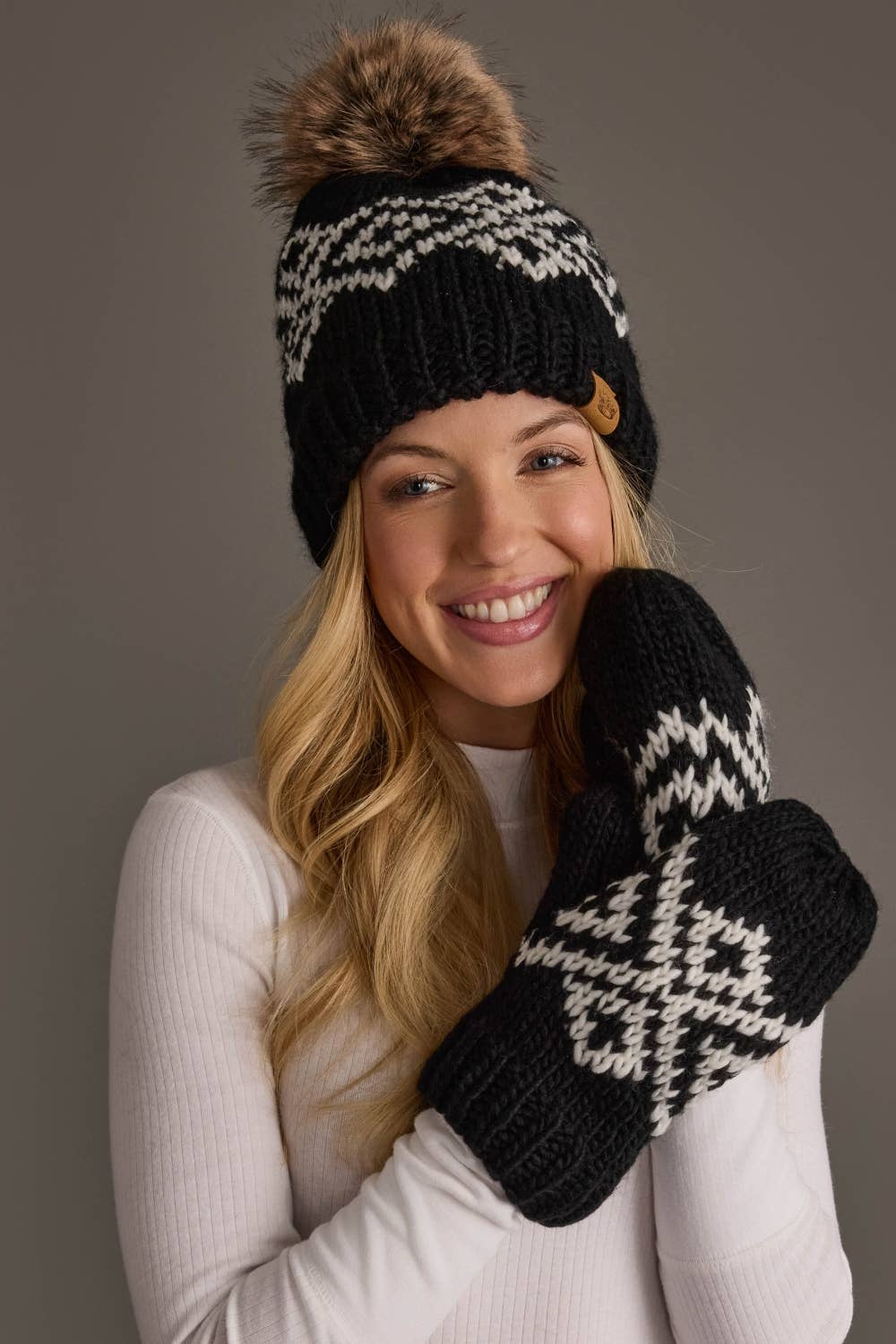 Black & White Patterned Mittens