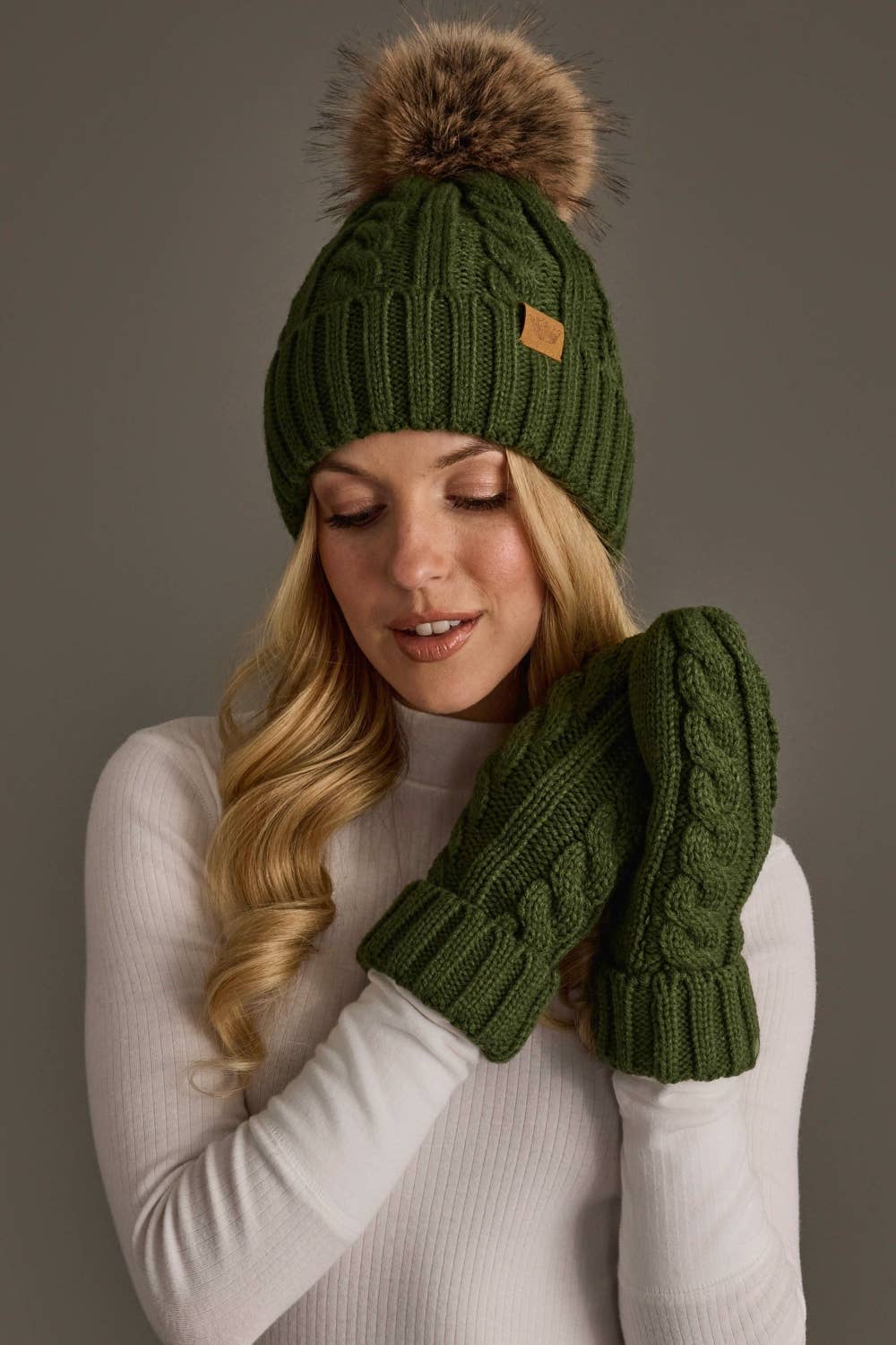 Dark Green Cable Knit Mittens