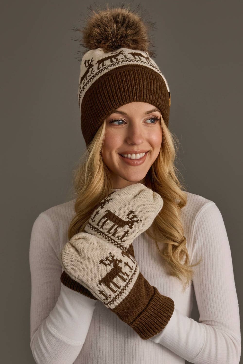 Brown & Beige Deer Patterned Mittens