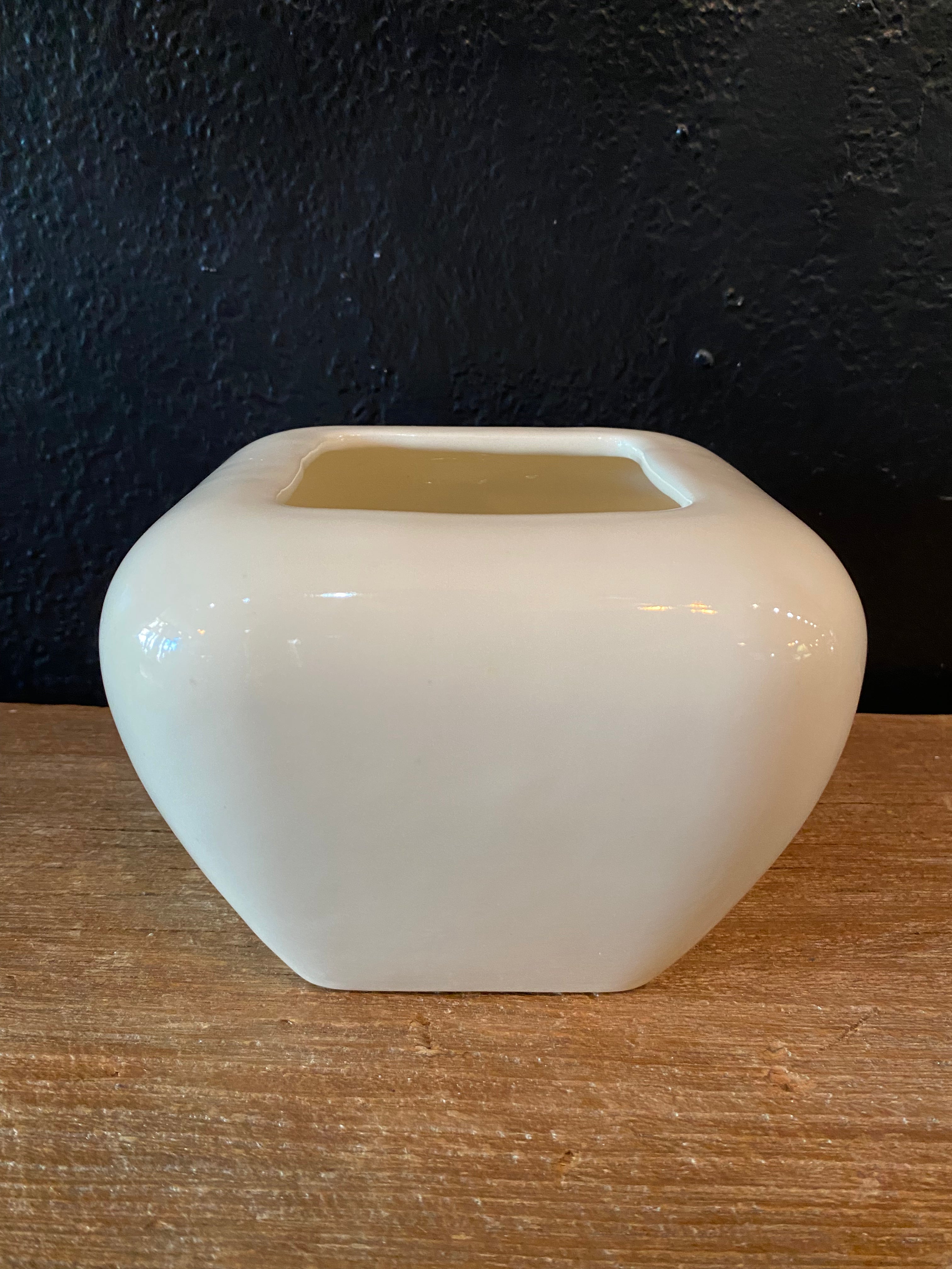 Haeger Creamy White Planter