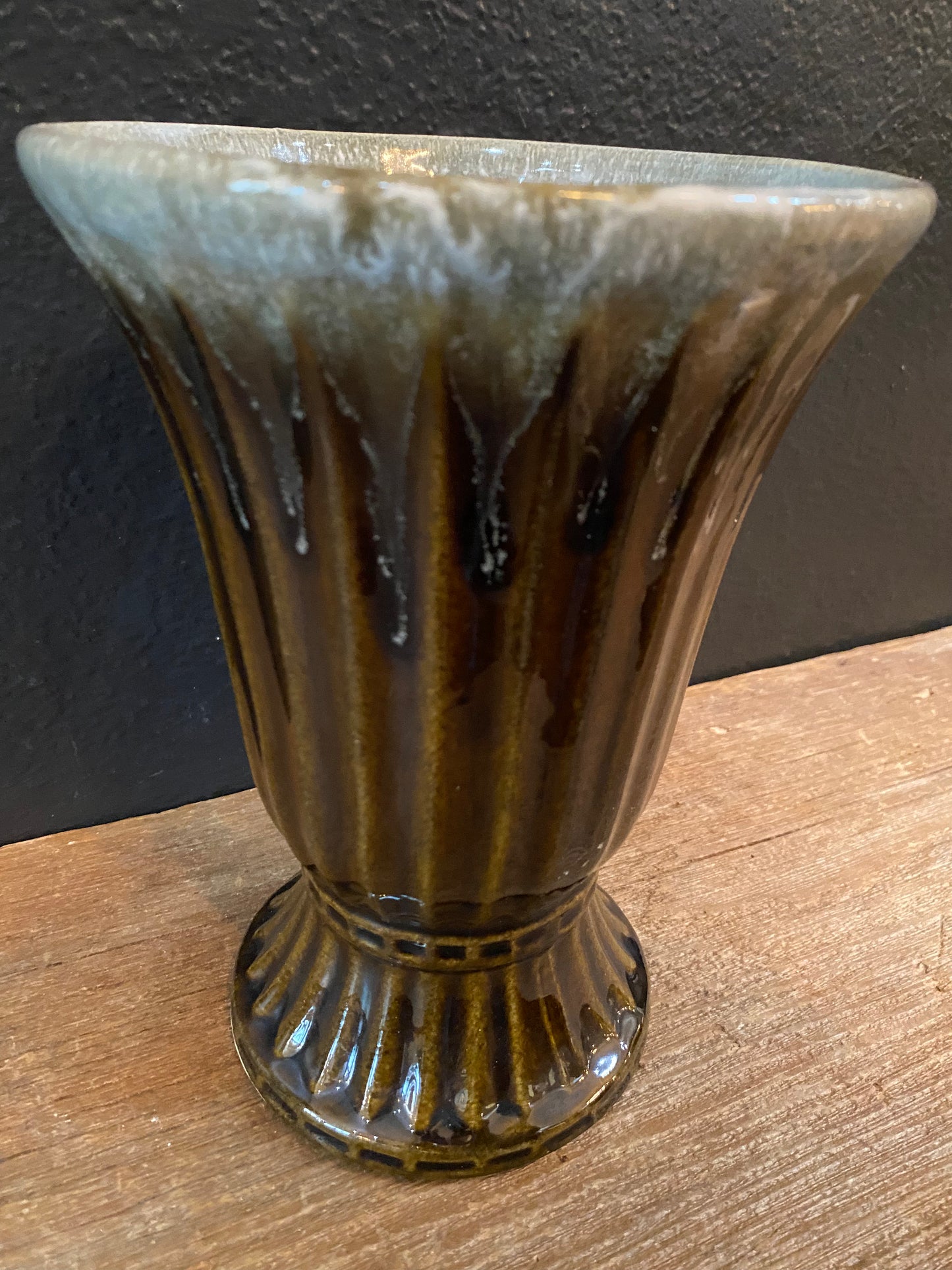 Roseville Planter