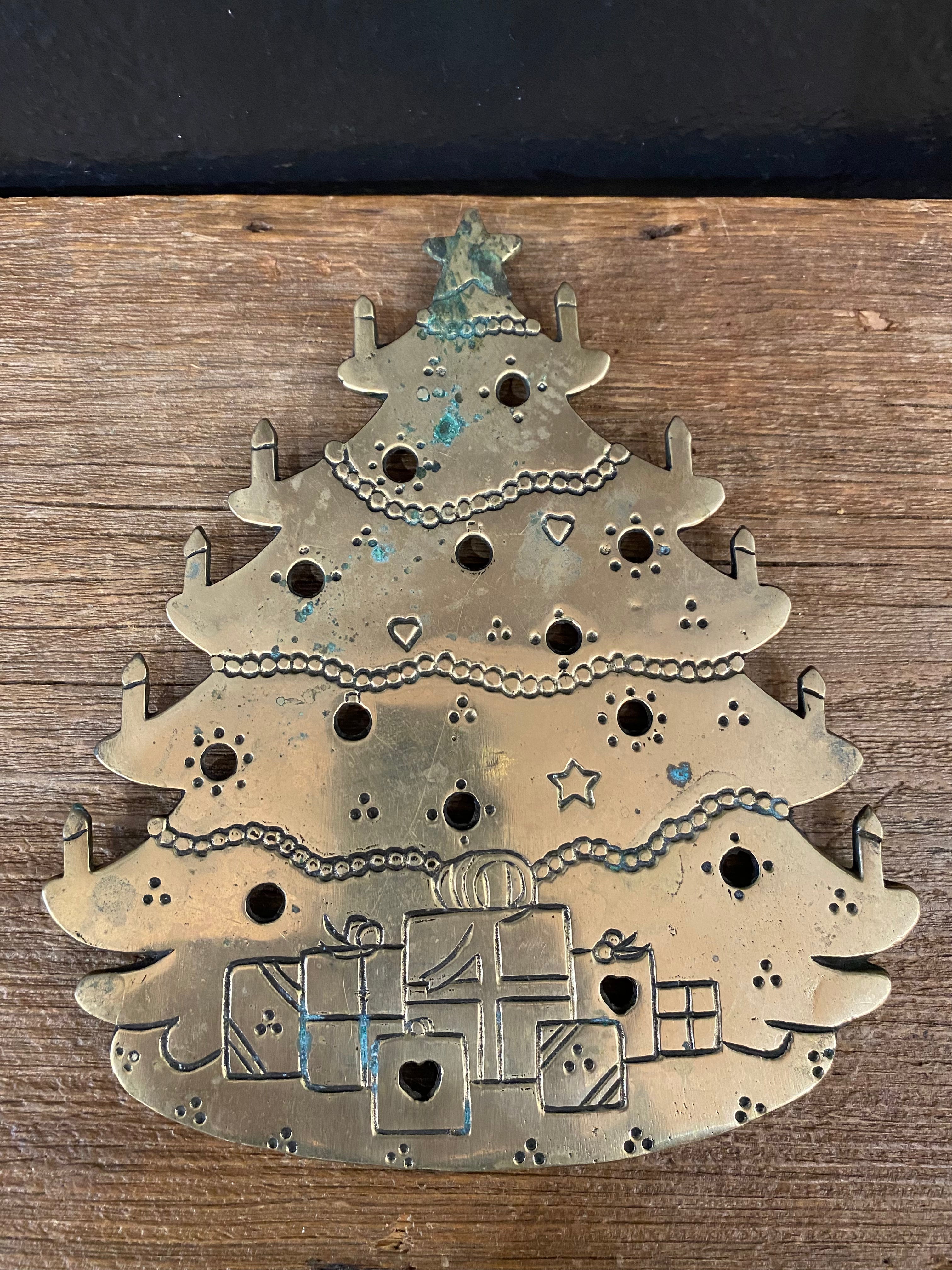 Brass Christmas Tree Trivet