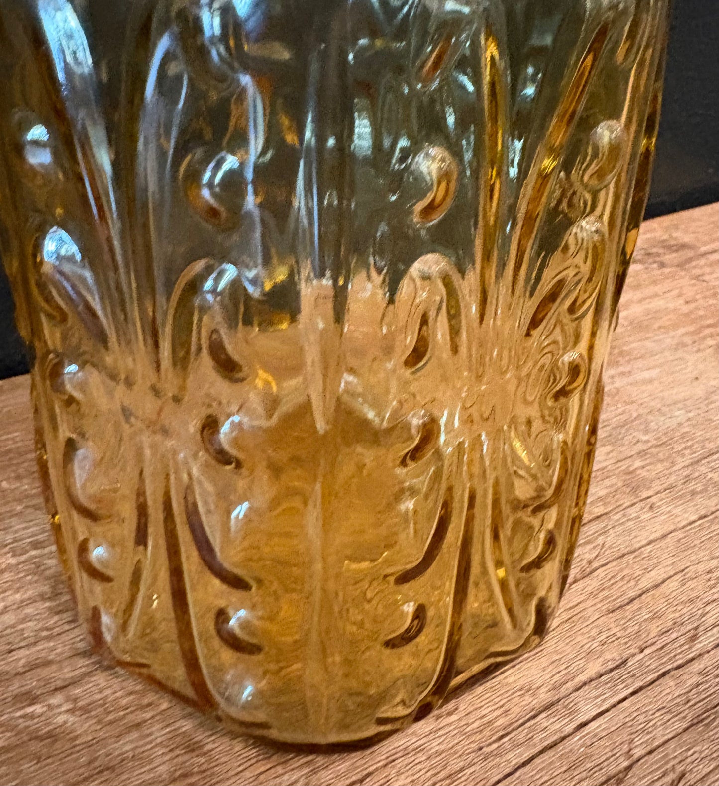 Vintage LE Smith Amber Atterbury Scroll Imperial Canister