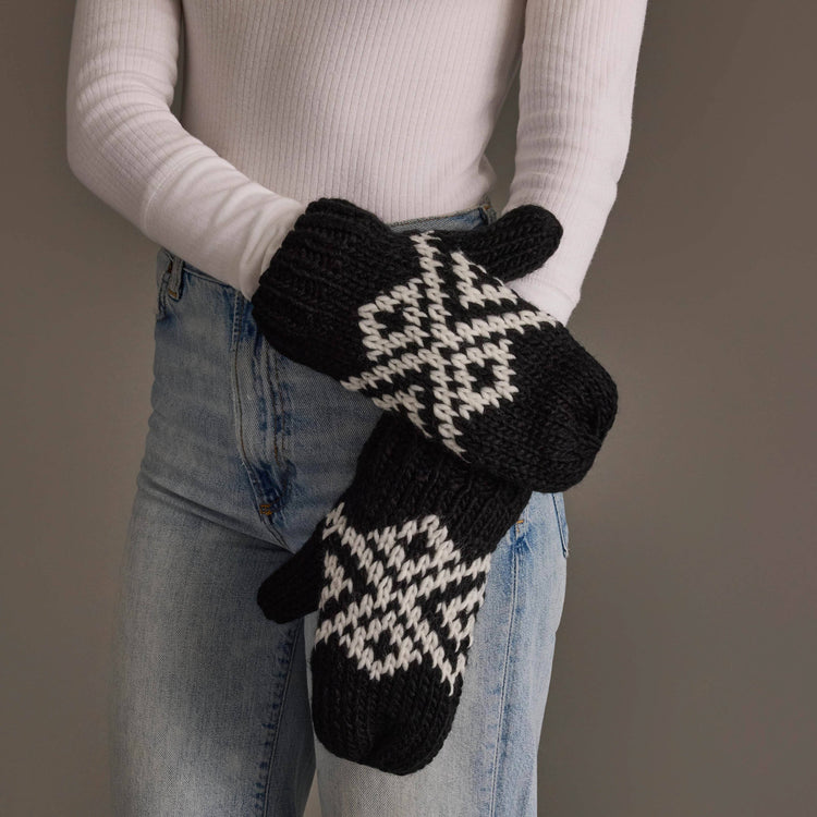 Black & White Patterned Mittens