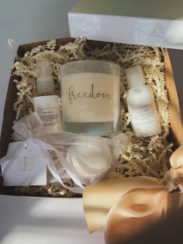 Give Freedom Gift Set