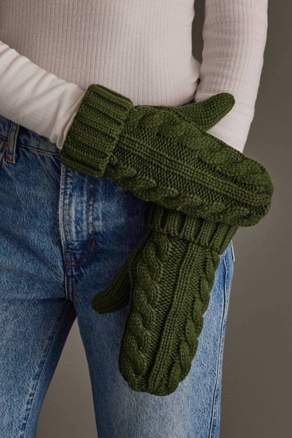 Dark Green Cable Knit Mittens