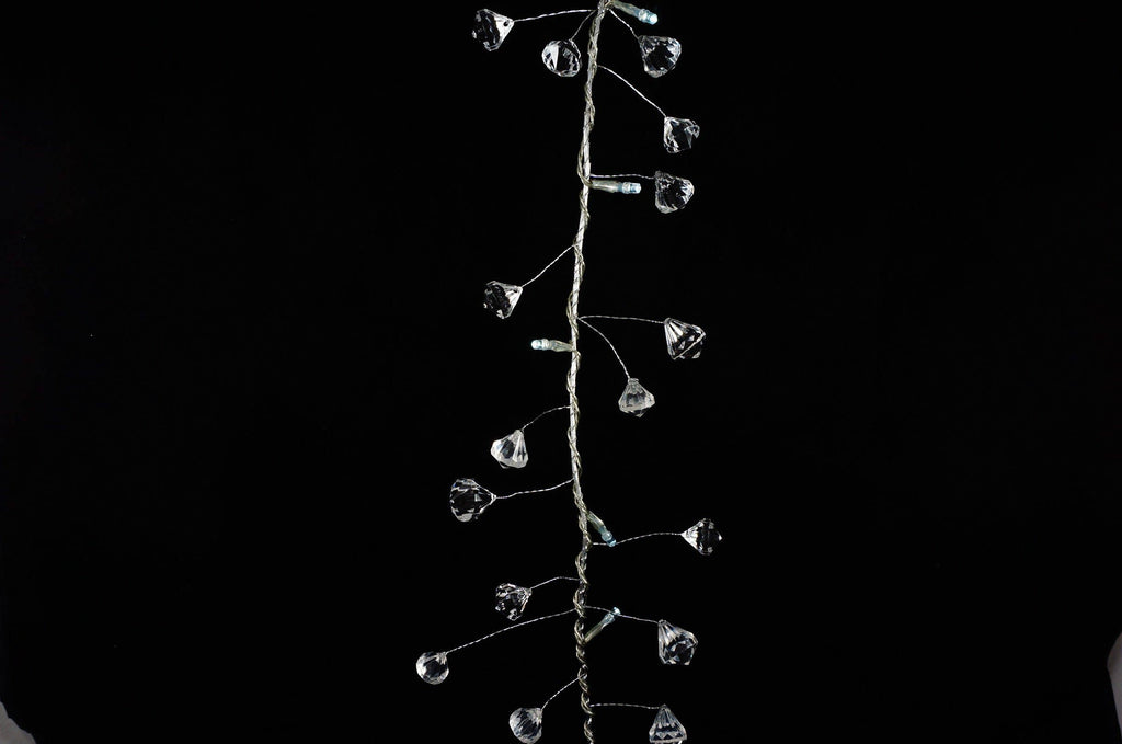 6' Lighted Acrylic Diamond Garland