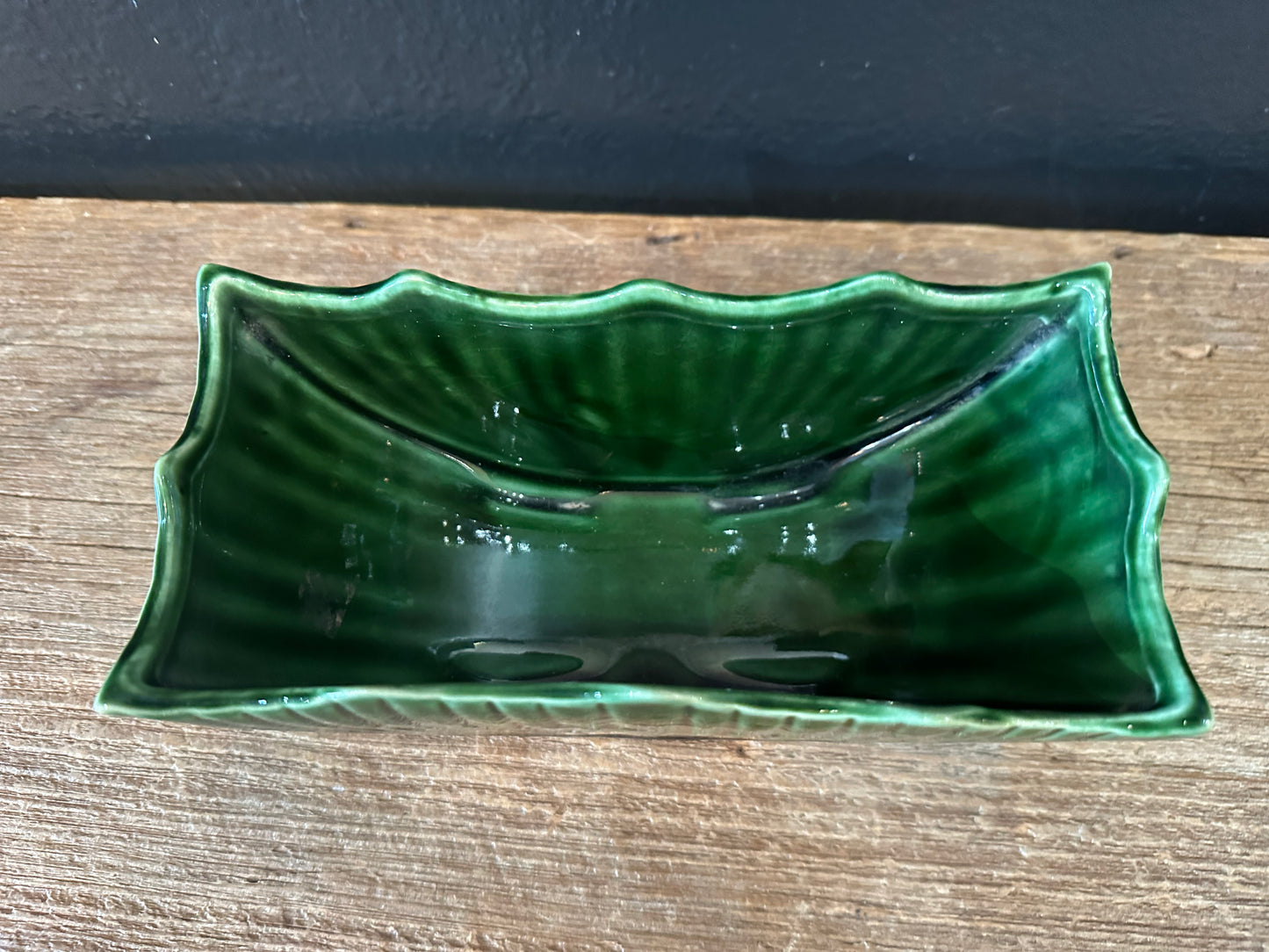 Vintage Green Planter With Scalloped Edges