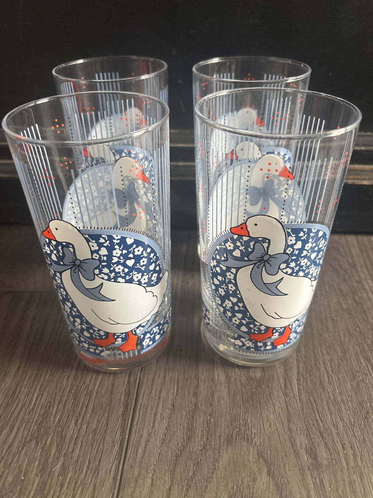 Vintage Porch Goose Glasses | Set of 4