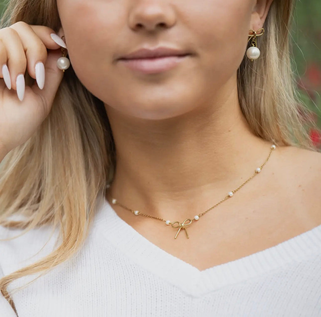 Pearls & Bow Necklace | PURPOSE Jewelry
