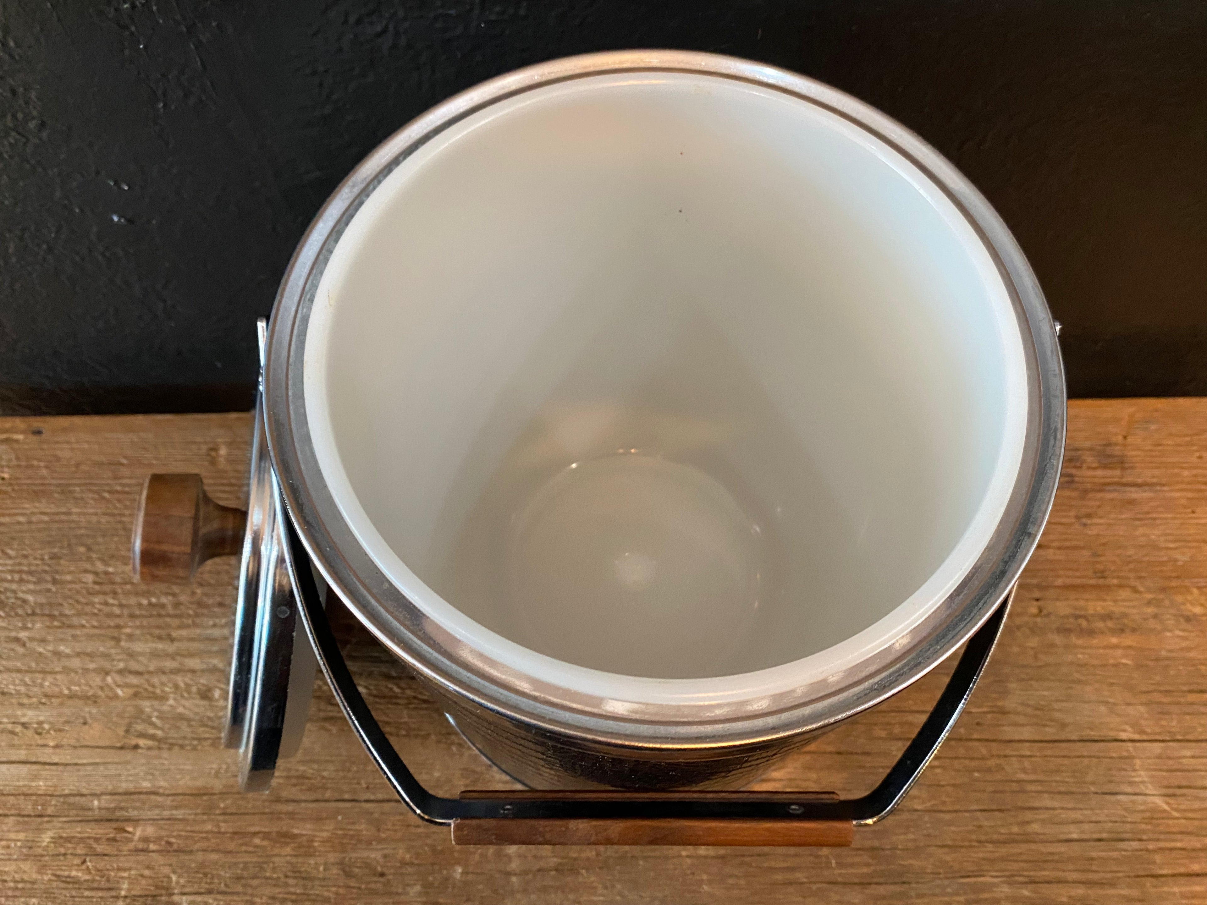 MCM Ice Bucket