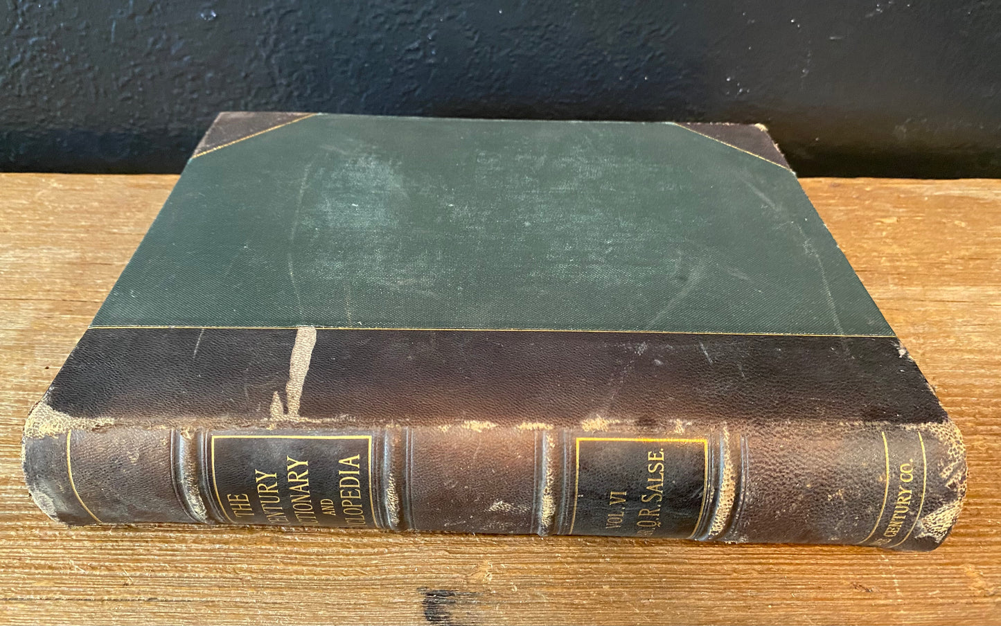 Antique Century Dictionary and Encyclopedia