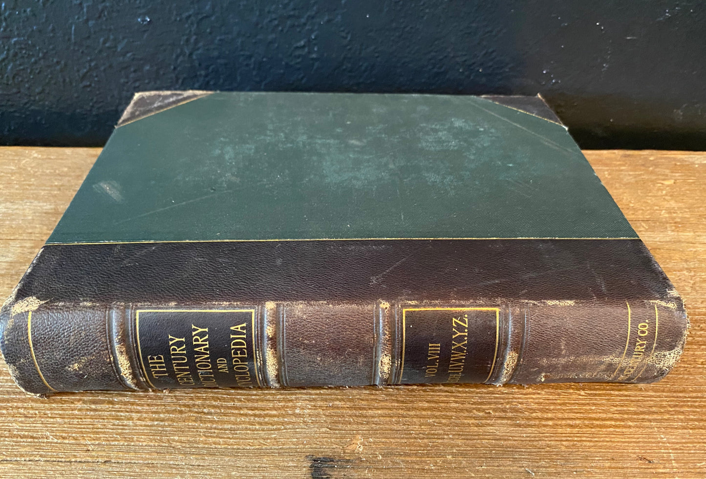 Antique Century Dictionary and Encyclopedia