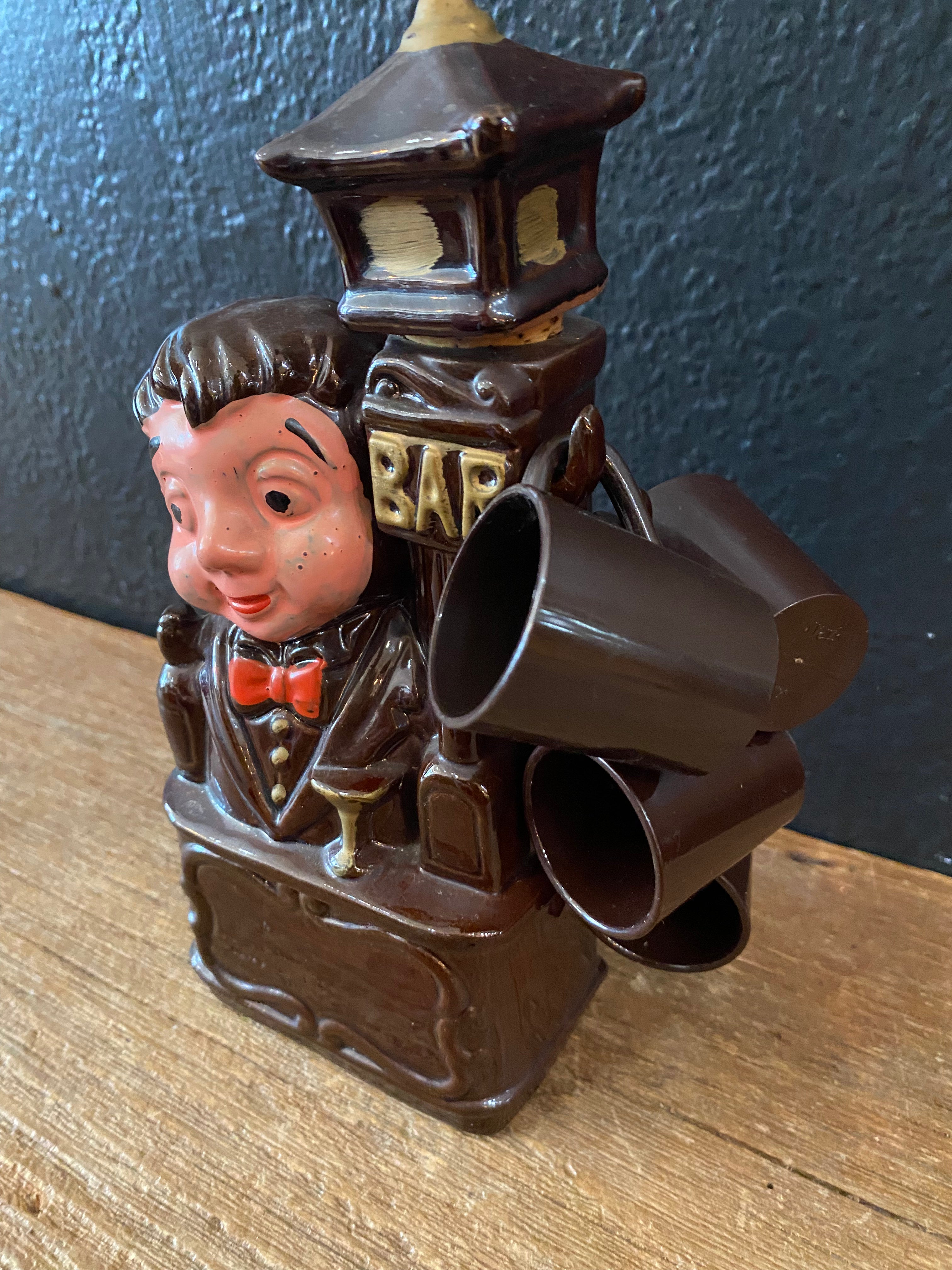 “Bartender” Decanter With Four Shot Glasses