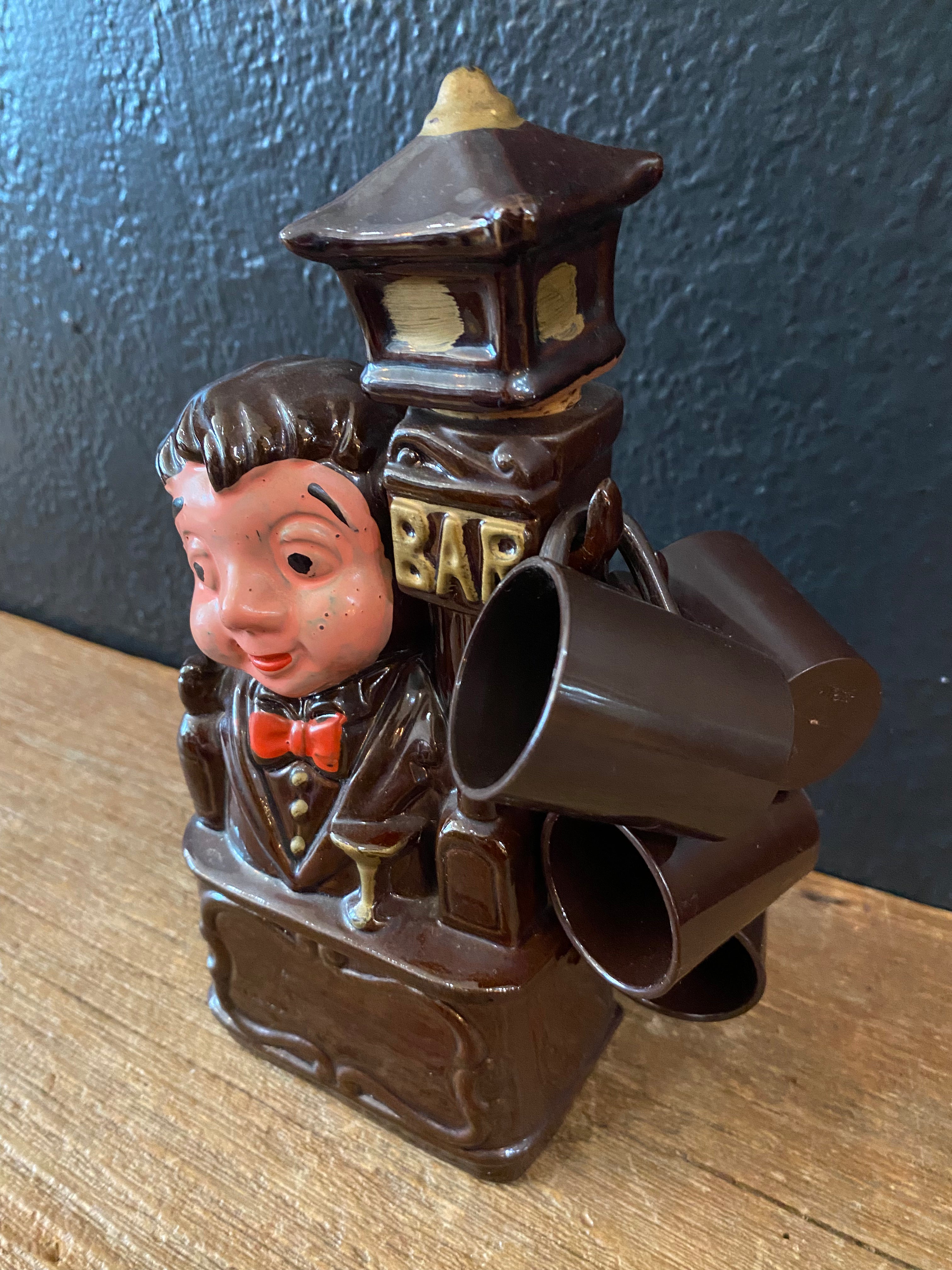 “Bartender” Decanter With Four Shot Glasses