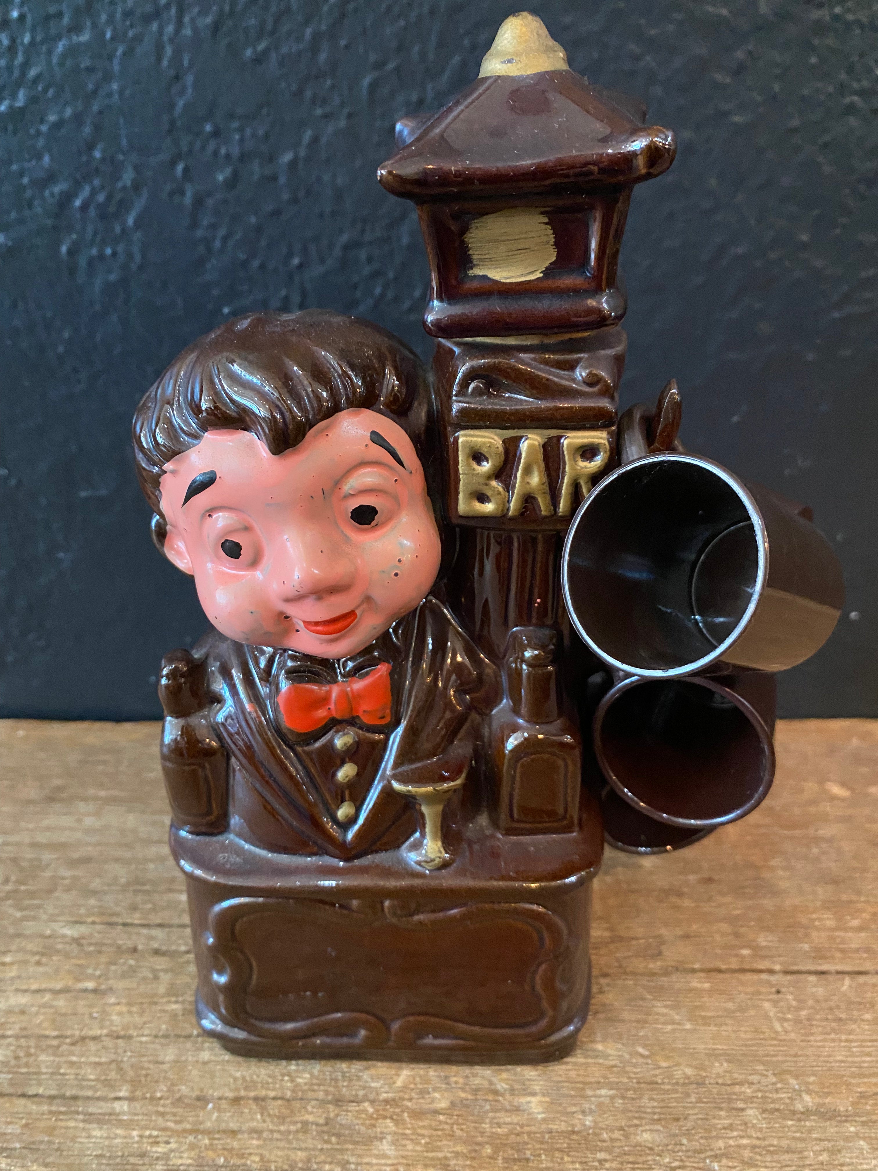 “Bartender” Decanter With Four Shot Glasses