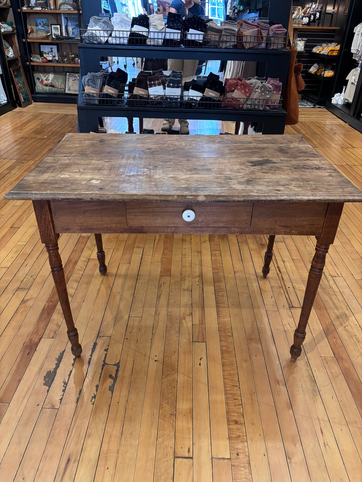 Primitive Farmhouse Kitchen Table