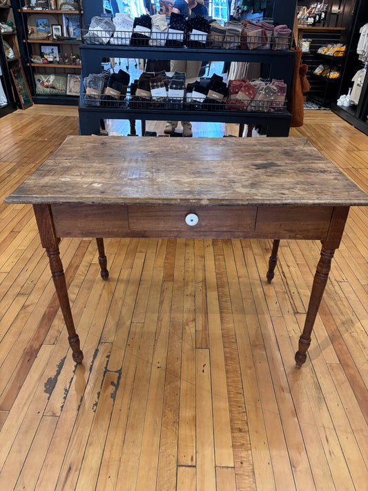 Primitive Farmhouse Kitchen Table