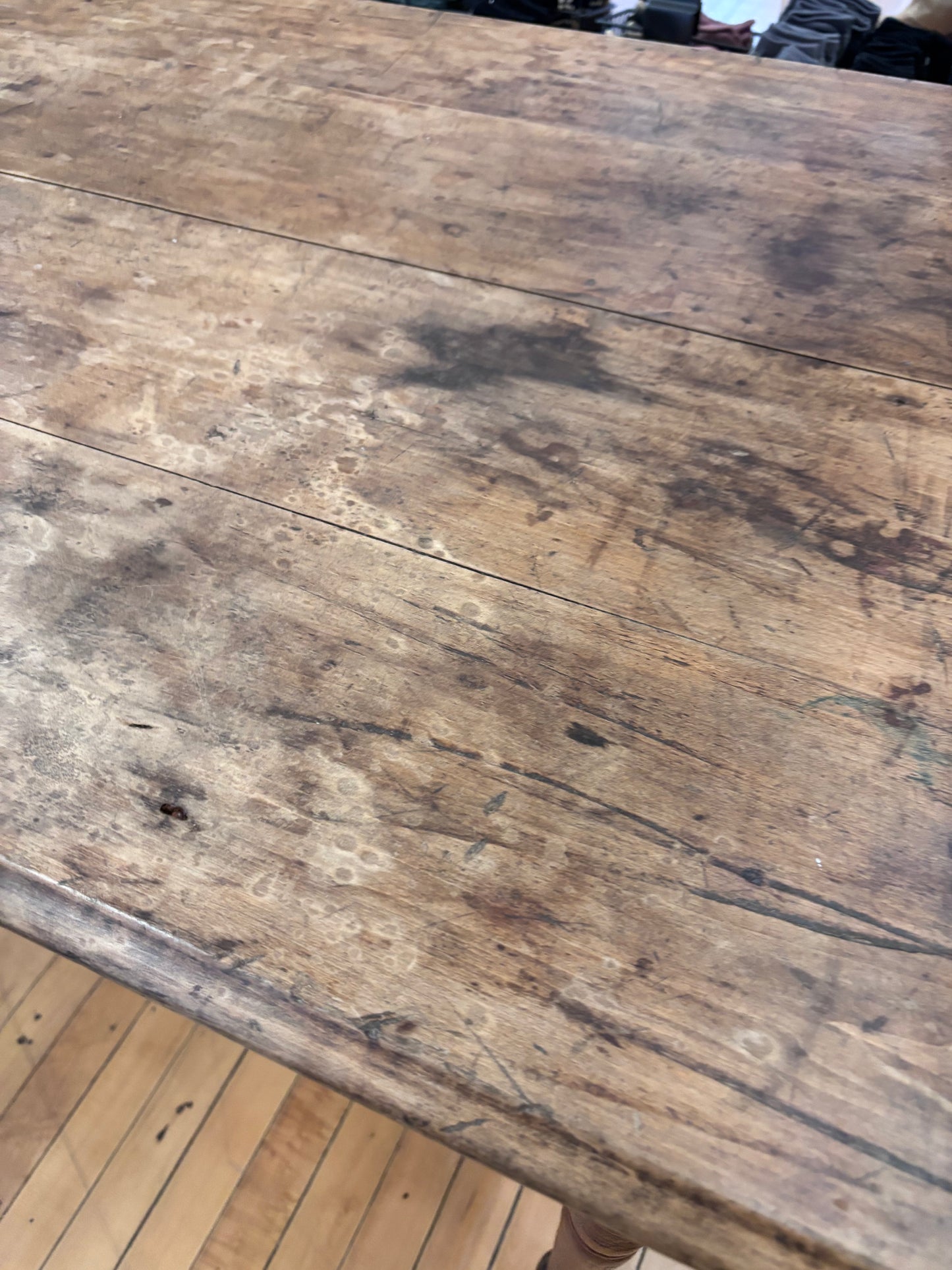 Primitive Farmhouse Kitchen Table