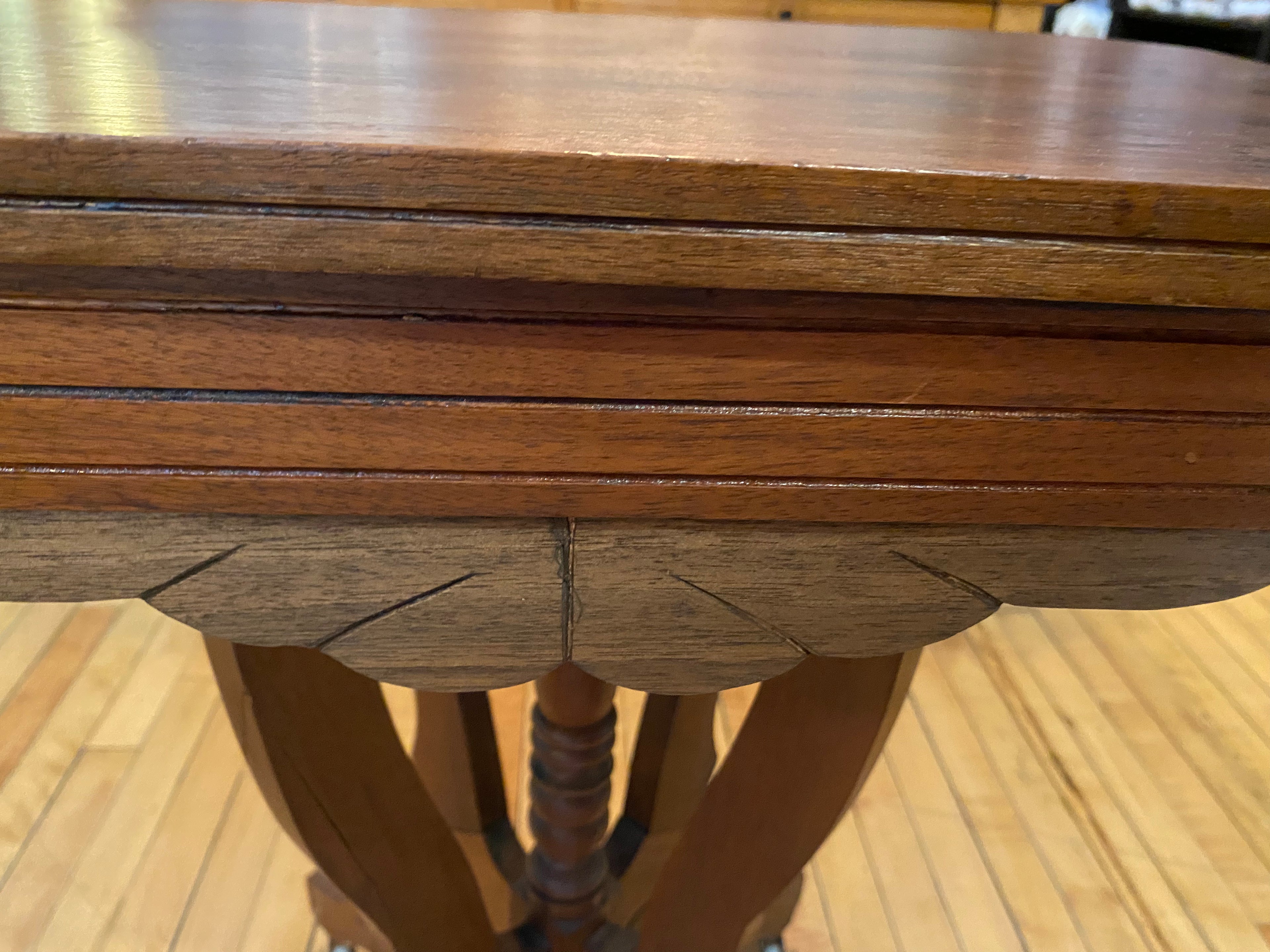 Antique Victorian Parlor Table