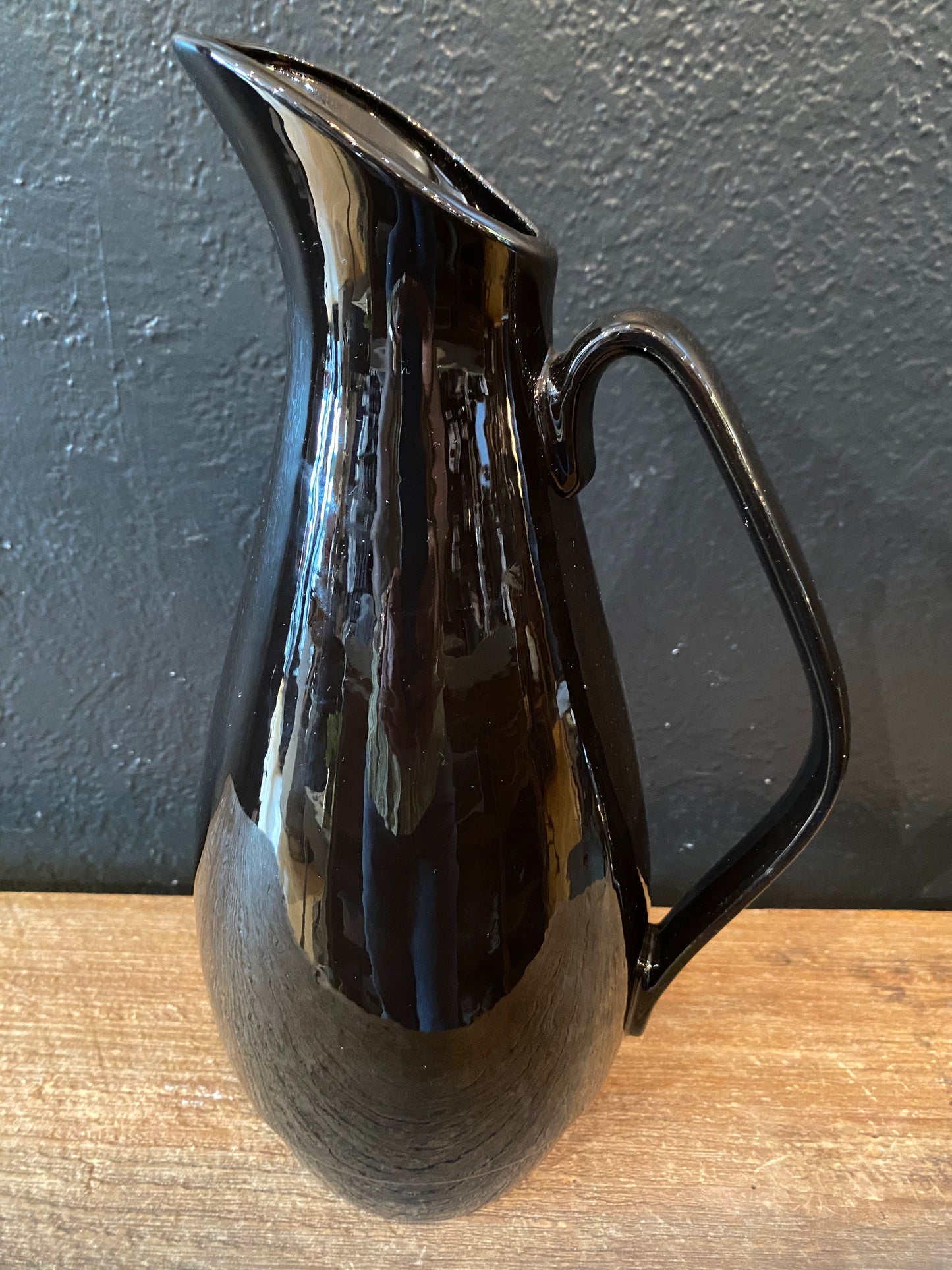 Red Wing Pitcher