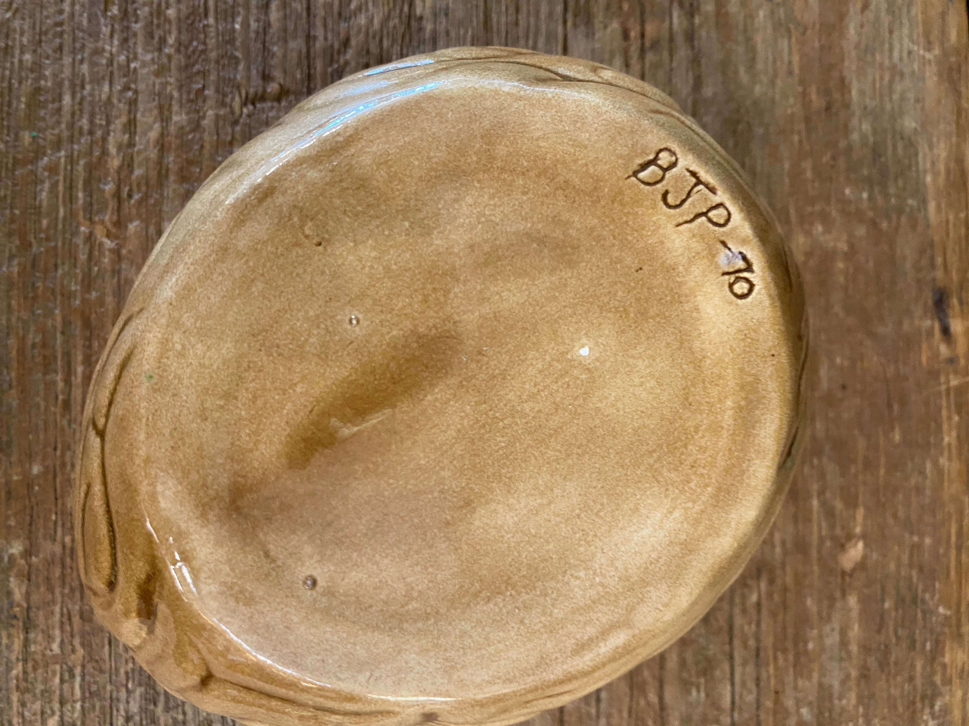 Squirrel Nut Dish