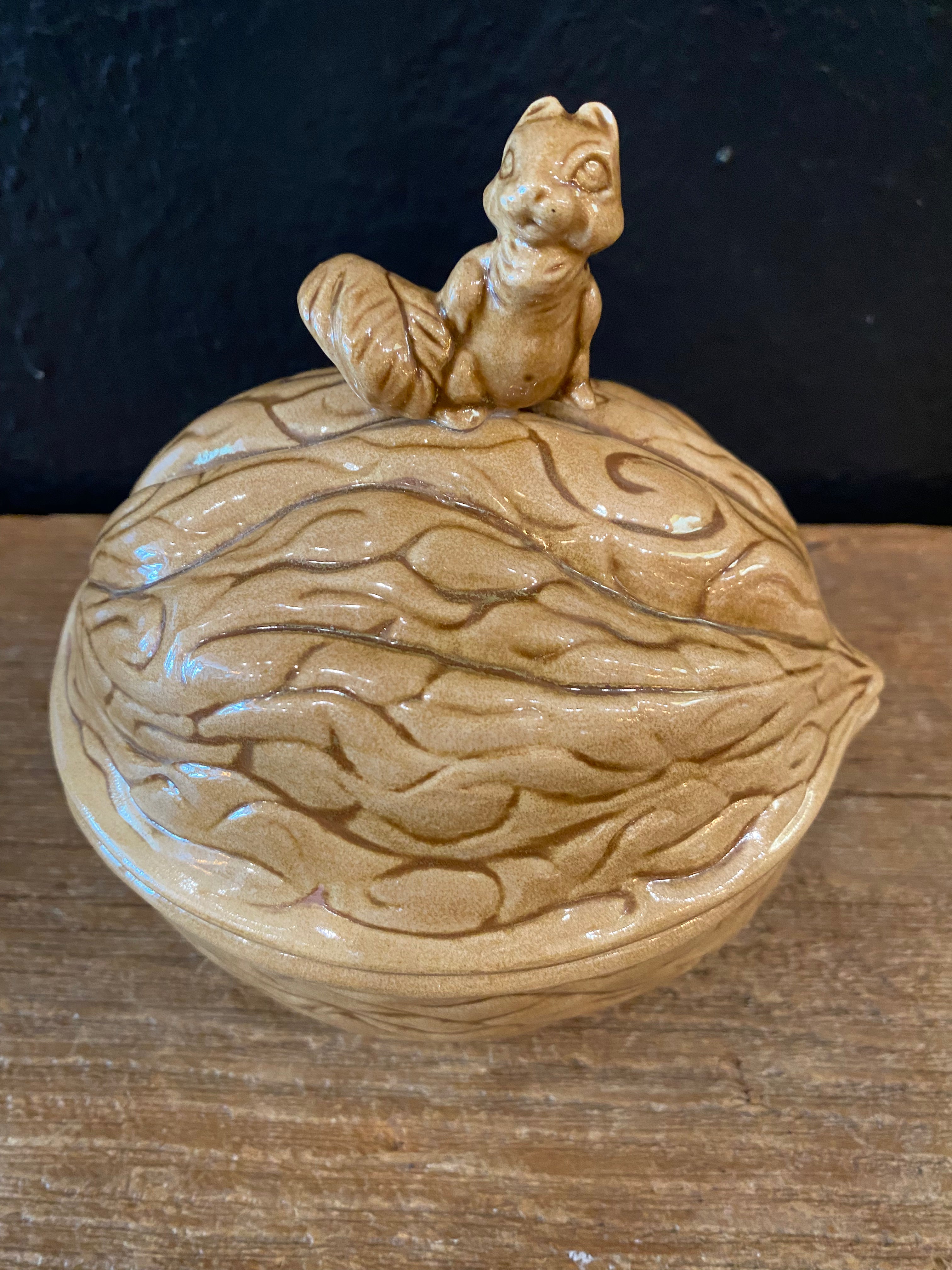 Squirrel Nut Dish