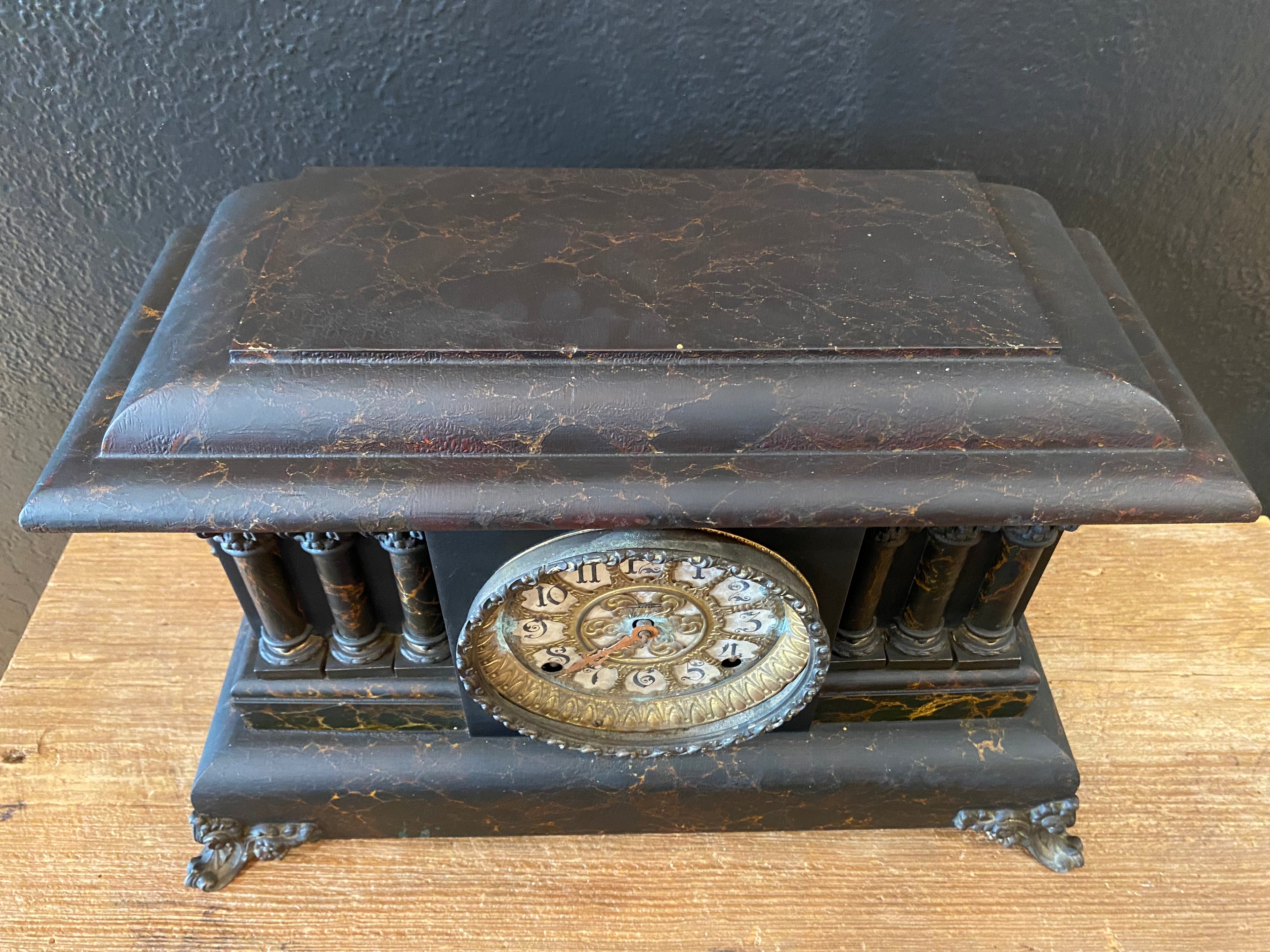 Adamante Box Mantle Clock