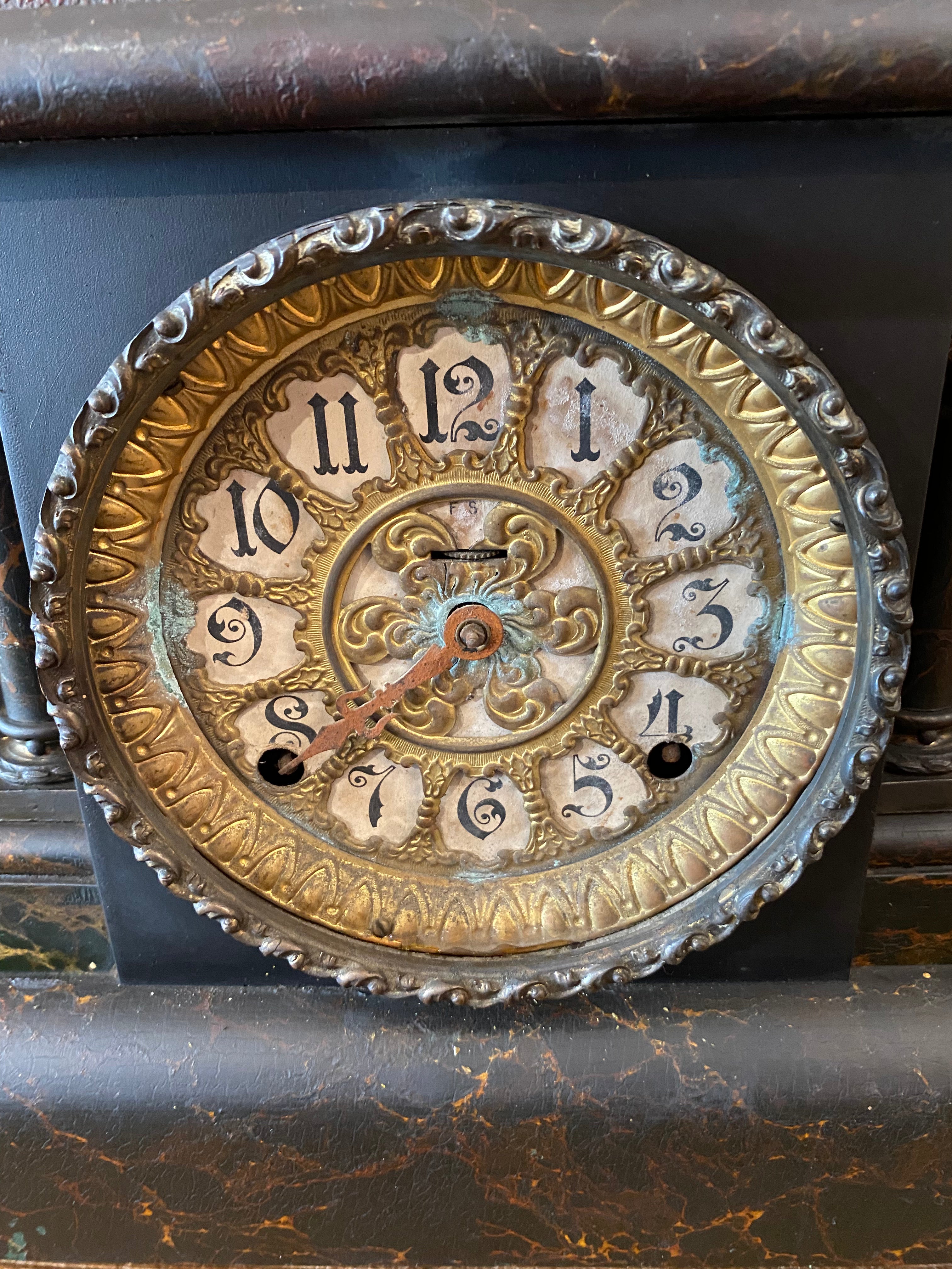 Adamante Box Mantle Clock
