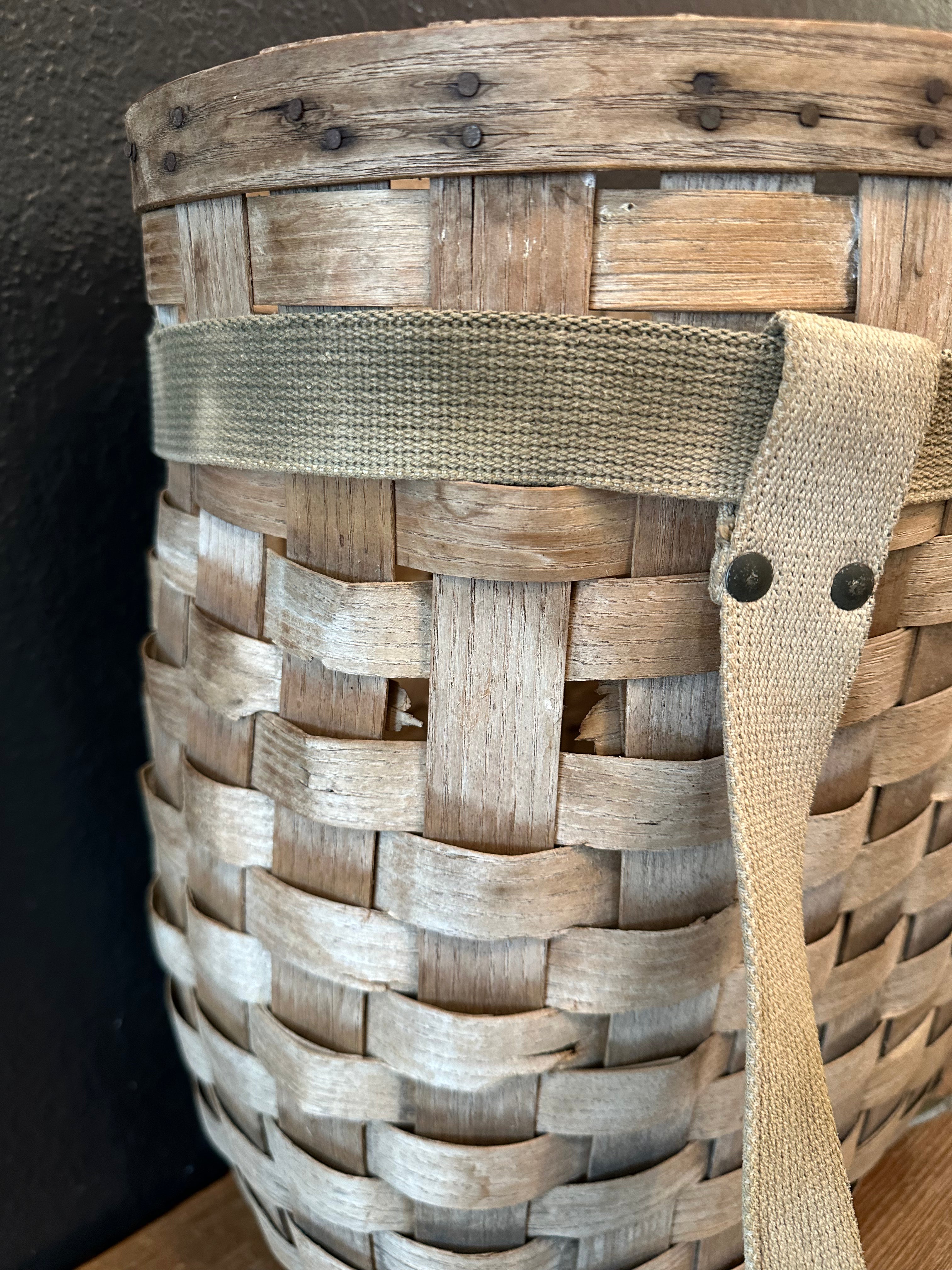 Antique Adirondack Trapper’s Basket