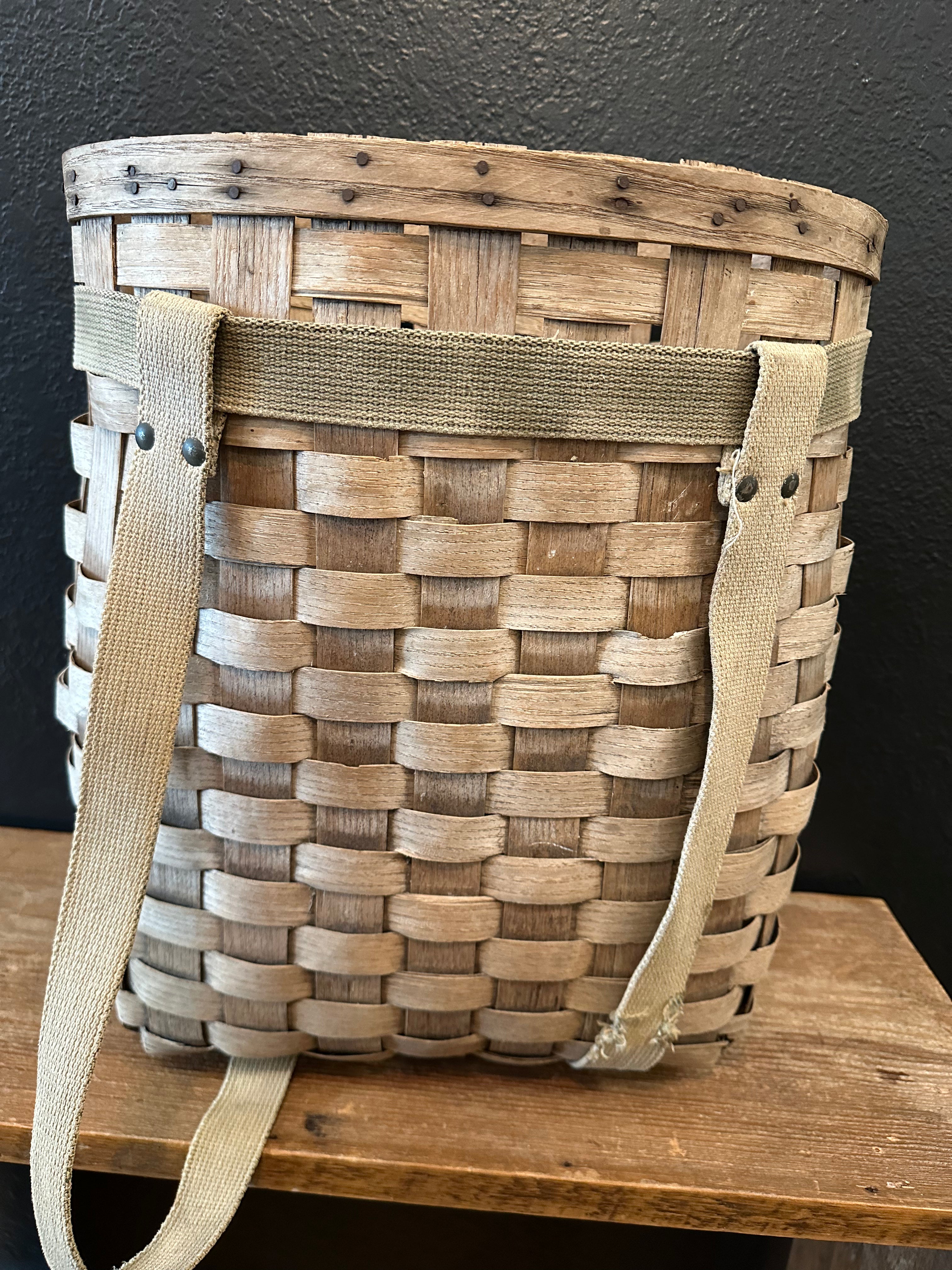Antique Adirondack Trapper’s Basket