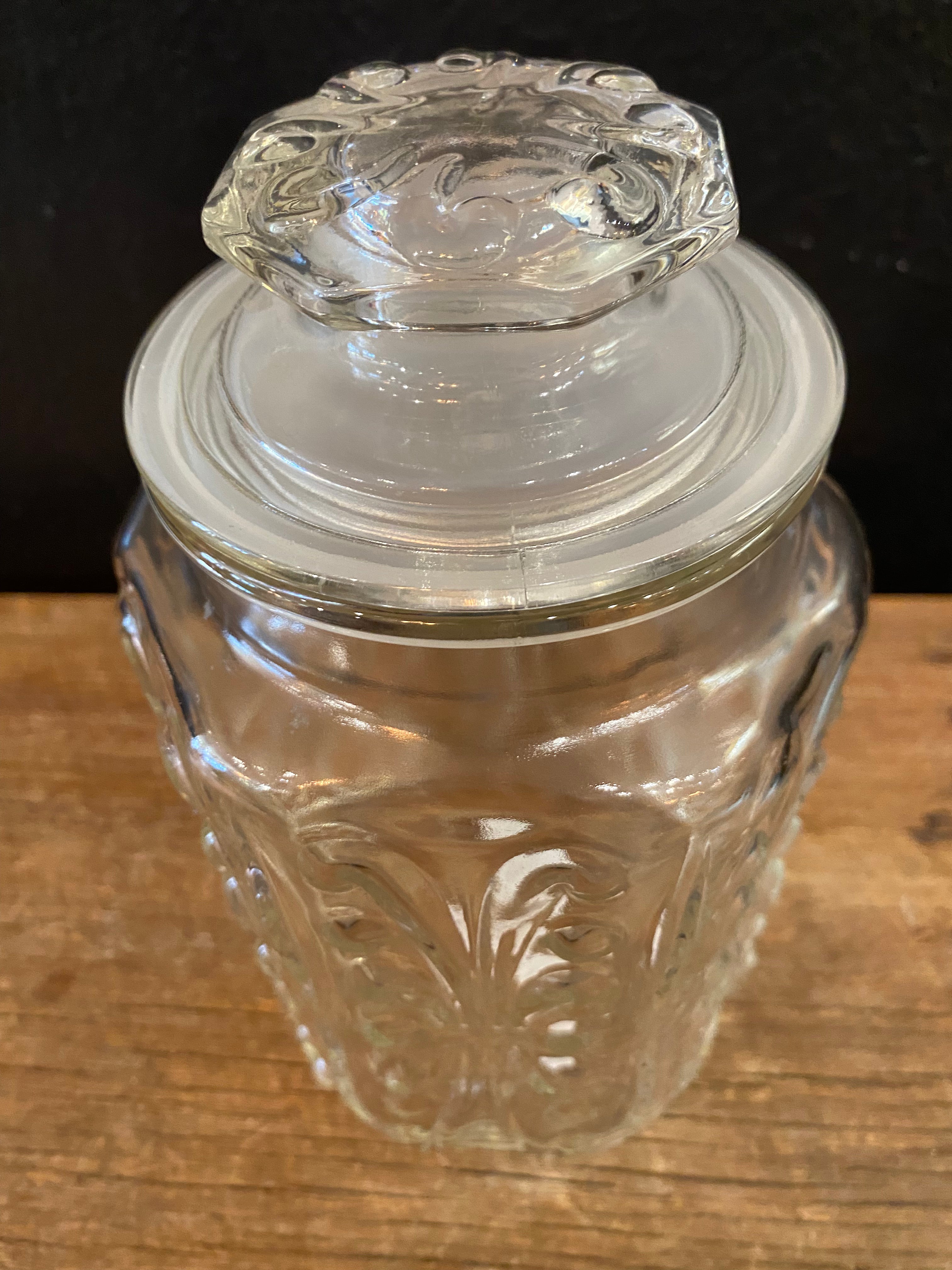 LE Smith Imperial Glass Canister