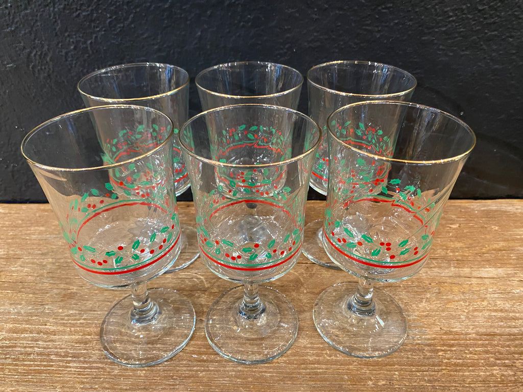 Arby’s Holly Berry Wine Glasses | Set Of Six