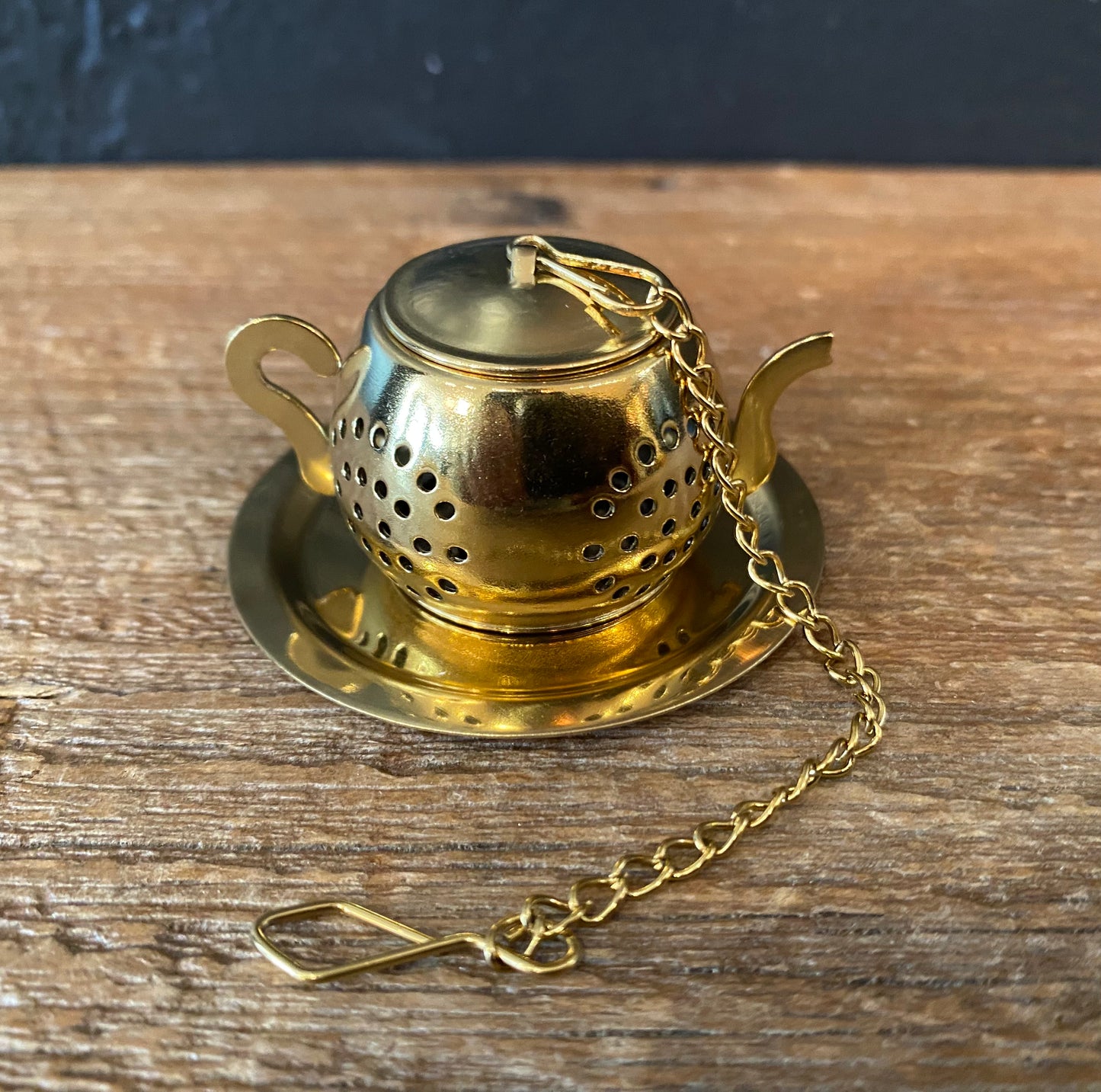 Golden Teapot Shaped Tea Infuser