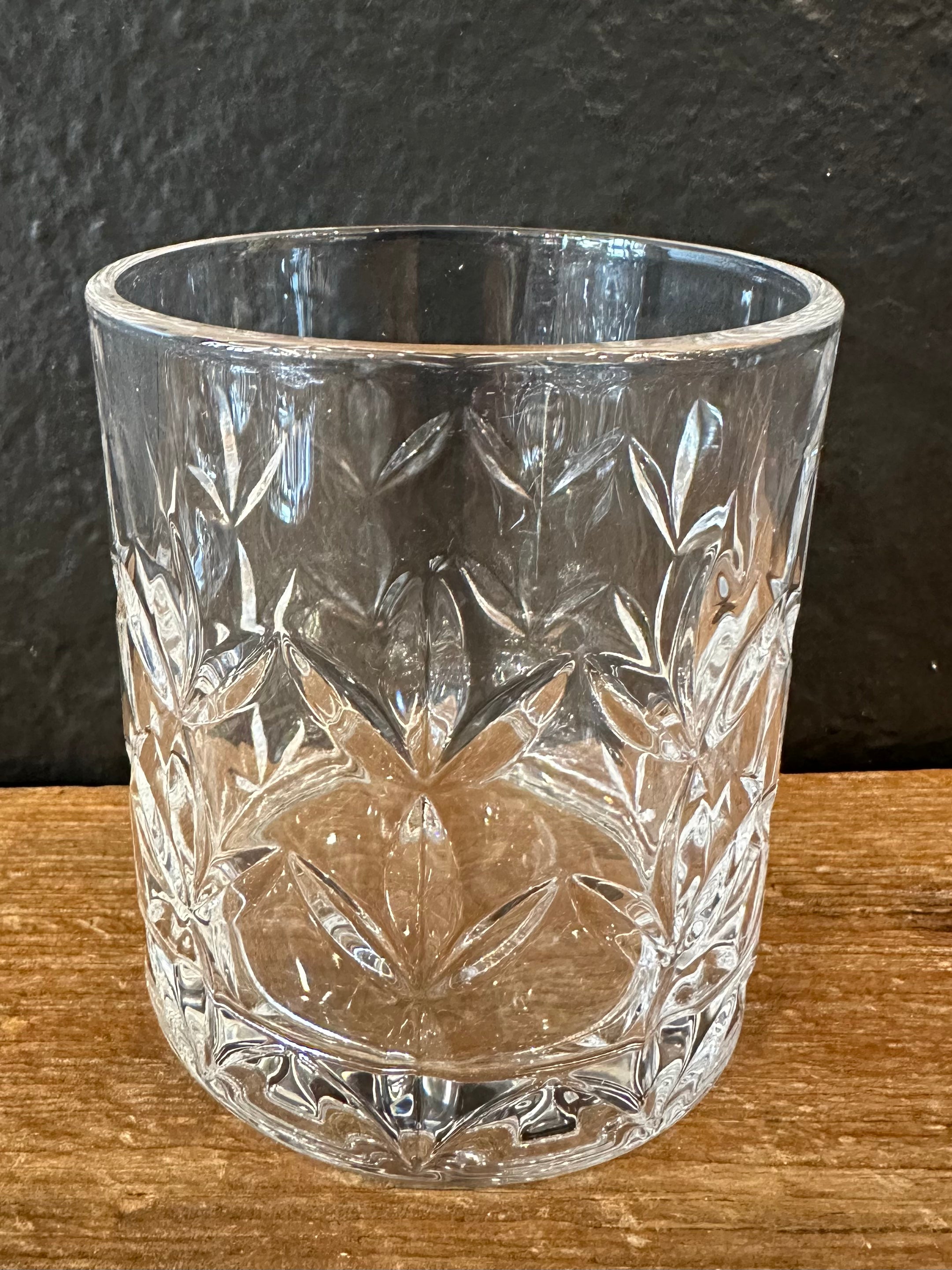 Leaf Pattern Rocks Glasses | Set Of Four