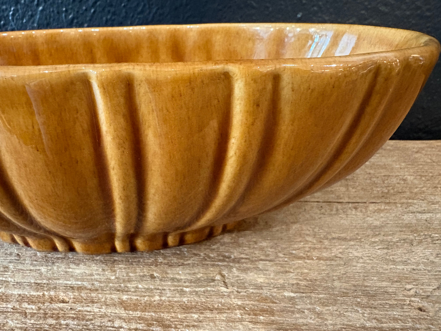 Haeger Brown Ribbed Bowl|Planter