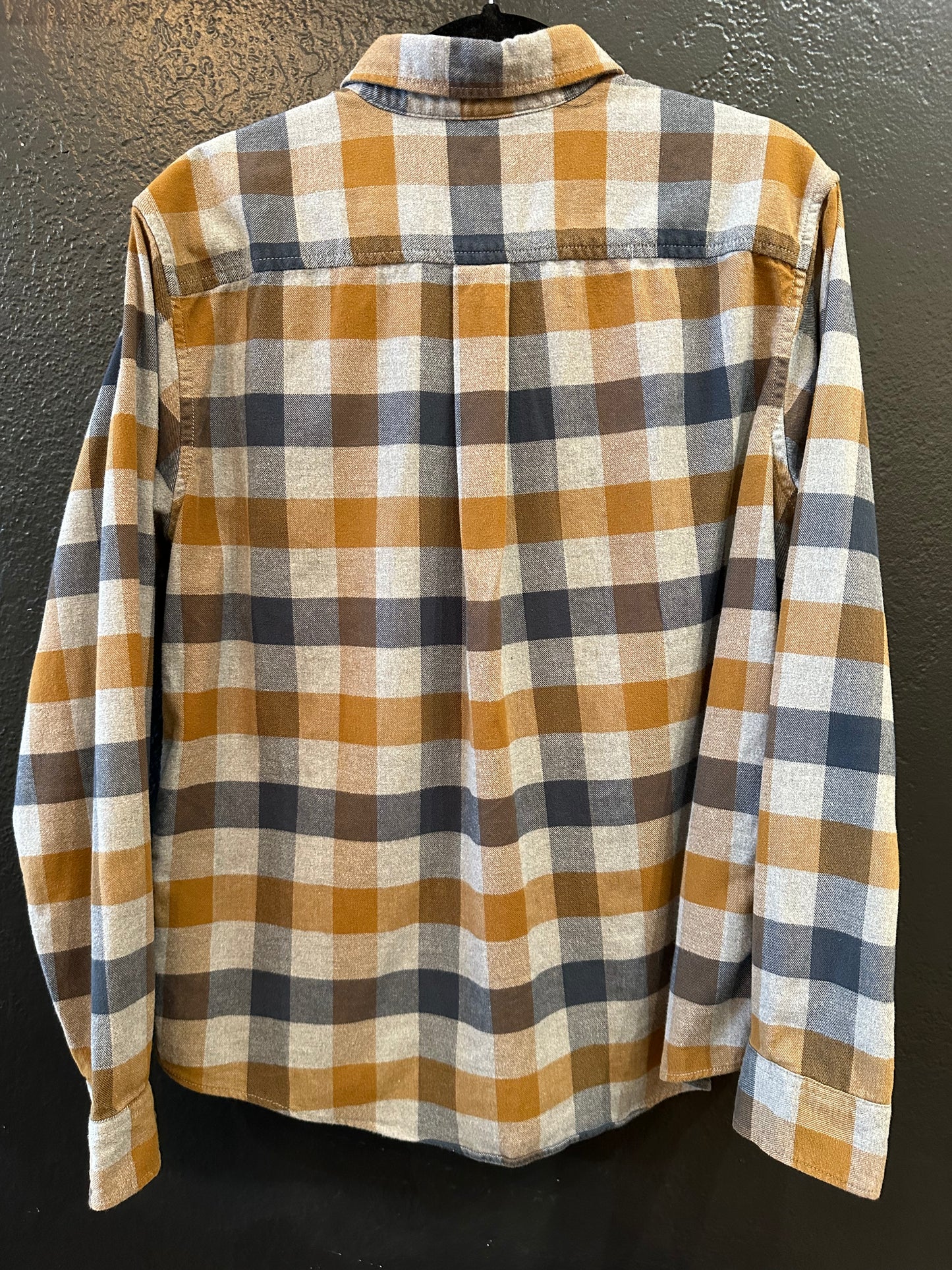Eddie Bauer Plaid Flannel ￼| Slim Fit