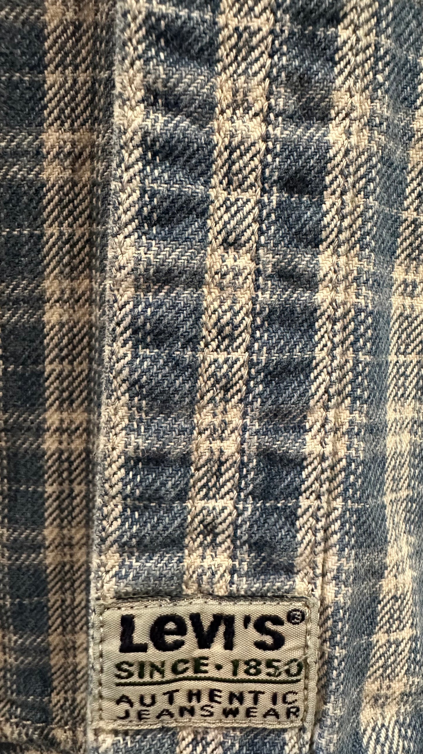 Levi’s Blue Plaid Shirt | X-Large