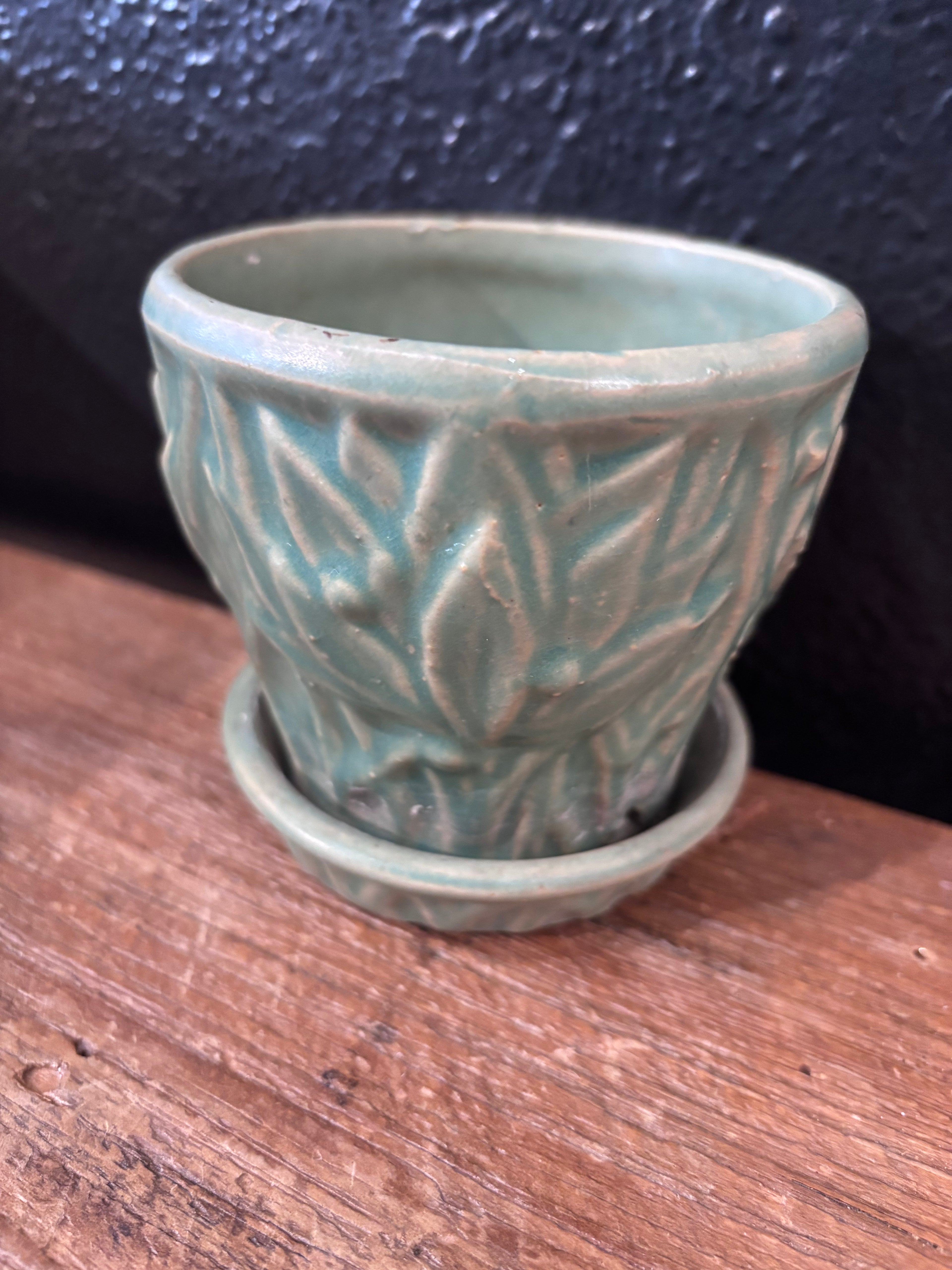 McCoy Green Lotus Flower Pot
