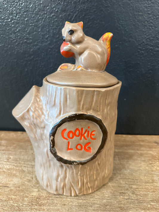 Cookie Log Cookie Jar With Squirrel