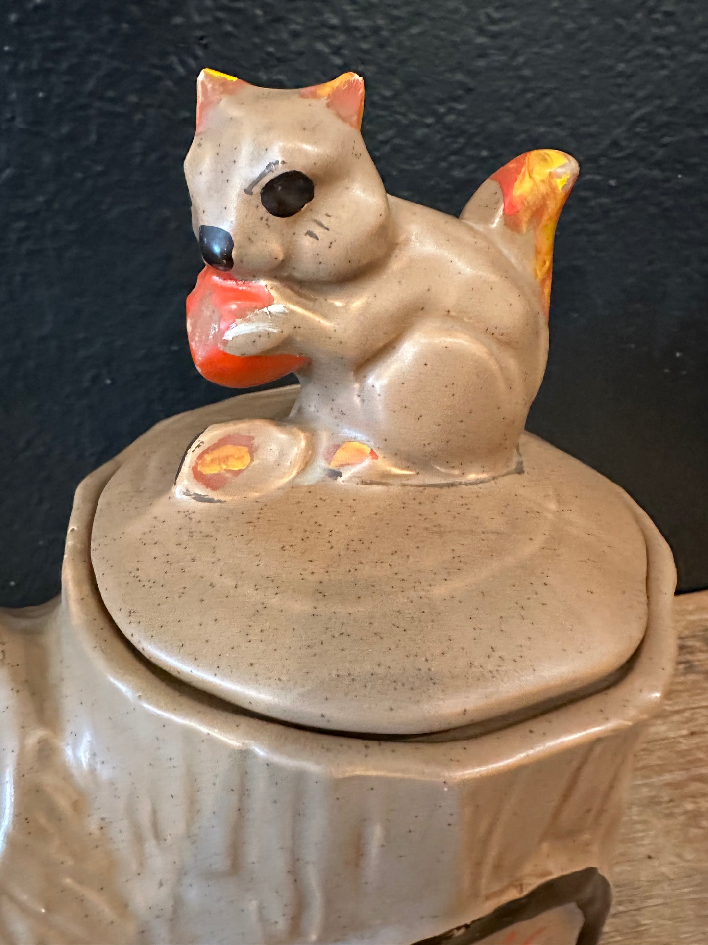 Cookie Log Cookie Jar With Squirrel