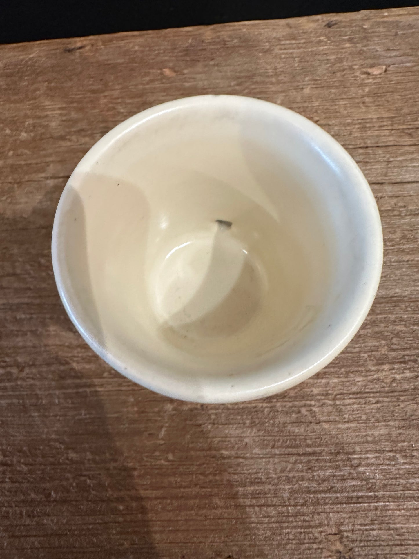 Vintage USA Planter | Ivory Bows