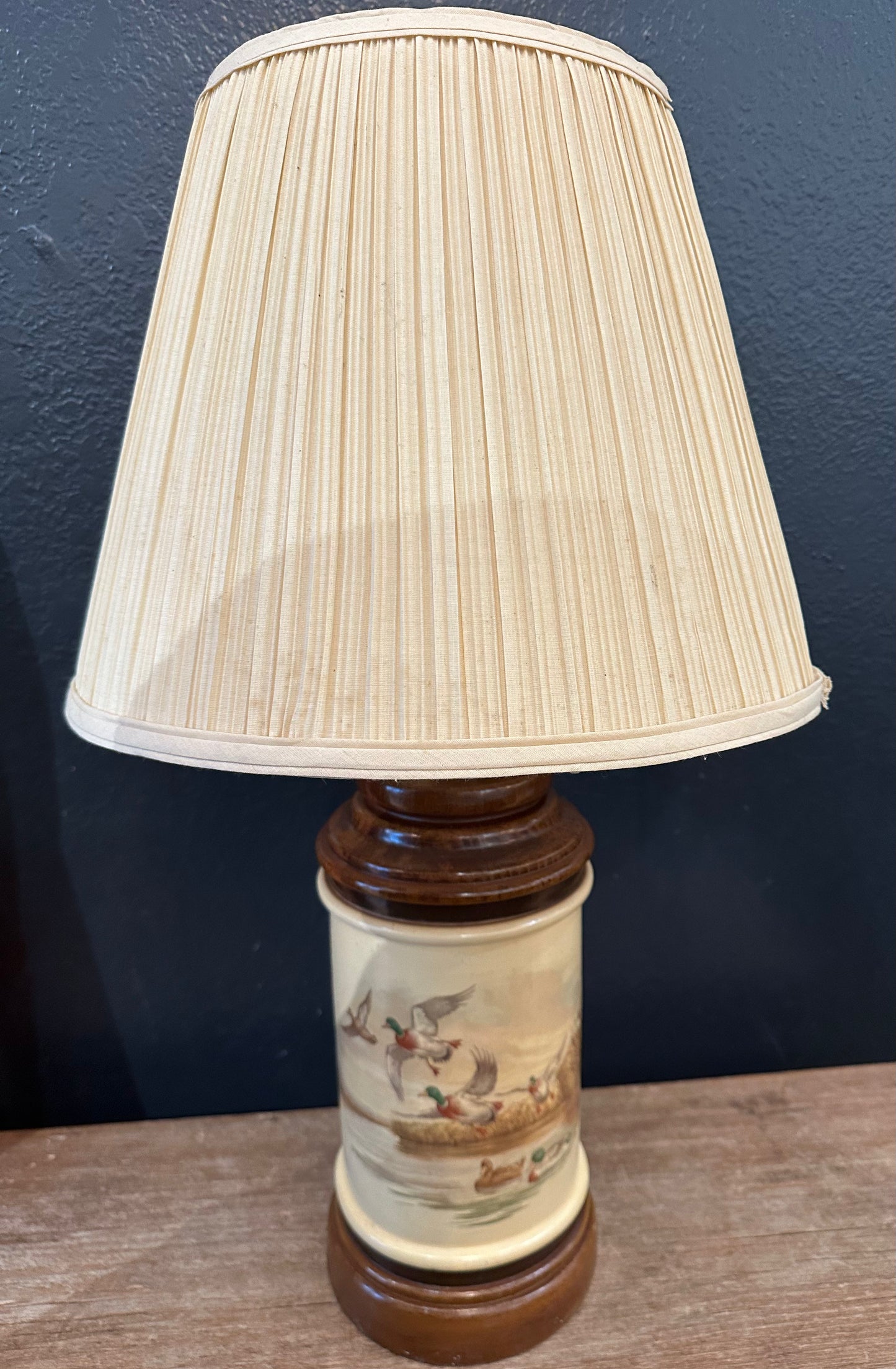 Vintage Pfaltzgraff Duck Lamp