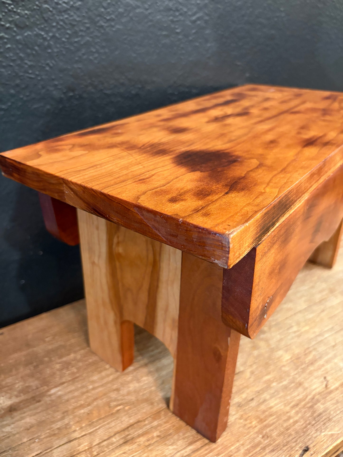 Wood Footstool With Scalloped Edges