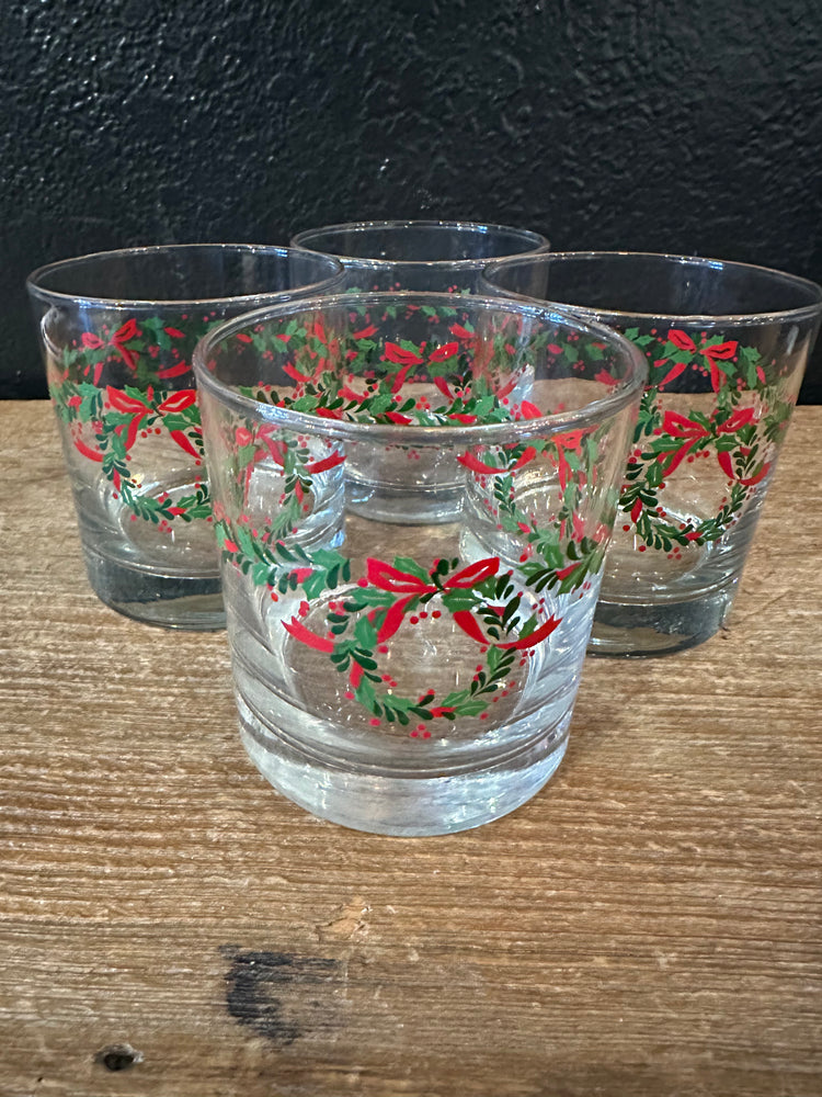 Vintage Holly Berry Wreath & Bow Rocks Glasses | Set Of 4