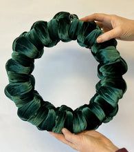 Load image into Gallery viewer, Handmade Woven Velvet Emerald Green Wreath