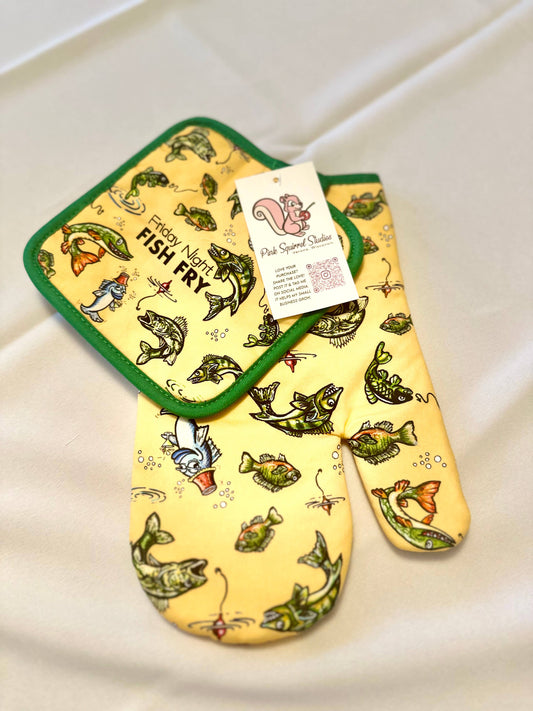 Kitchen Mitt Wisconsin Themed