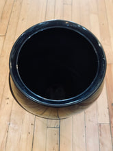 Load image into Gallery viewer, MCM Black Vase