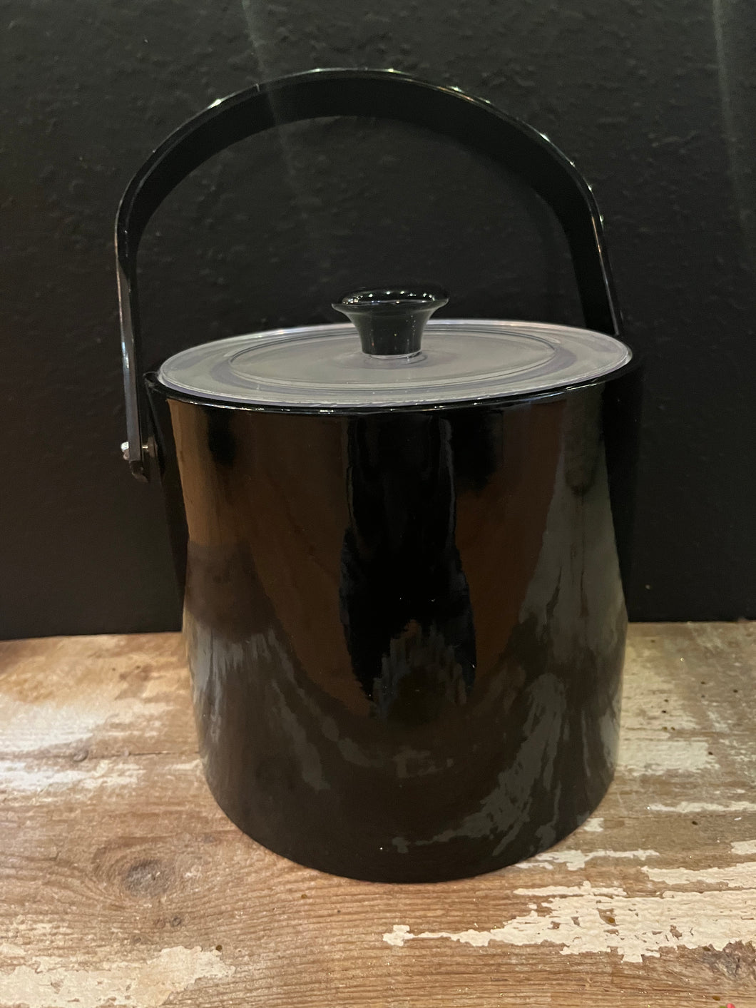 Shiny Black Ice Bucket