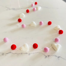 Load image into Gallery viewer, Wool Felt Ball Garland